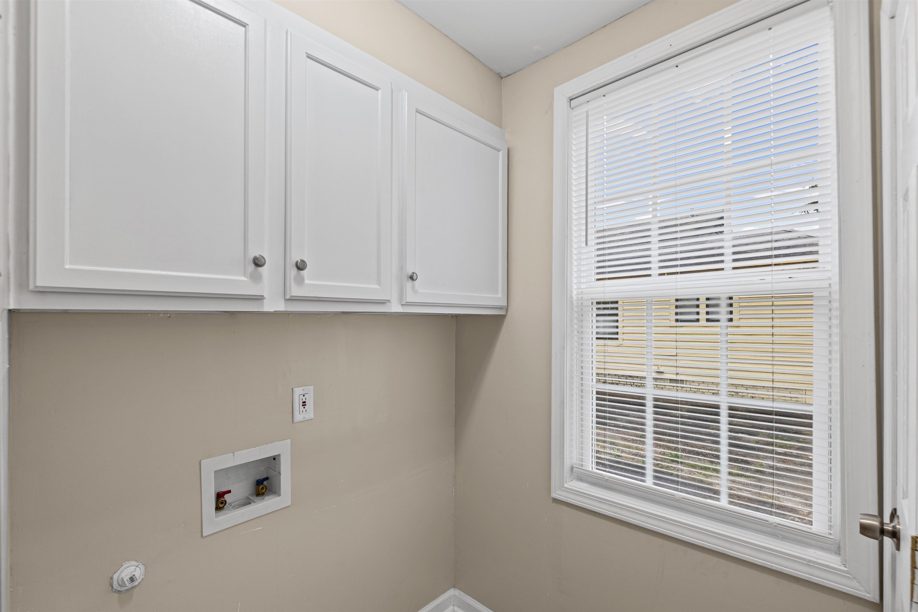 3094 Park Ave Property Photo 14