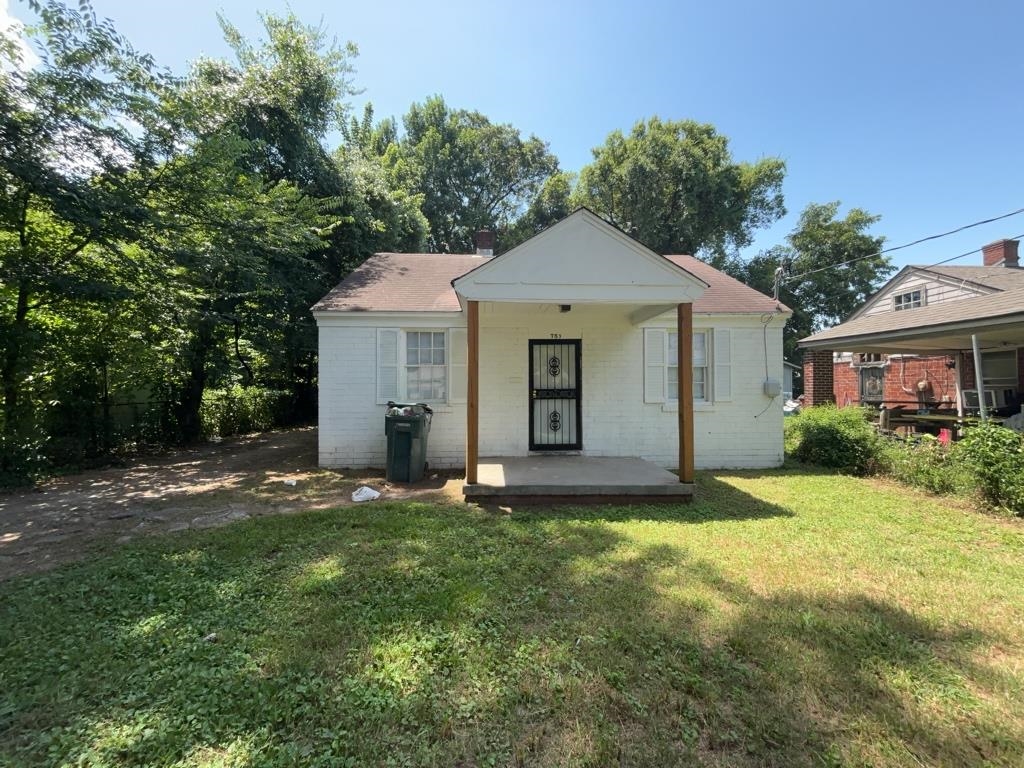 753 LIPFORD ST Property Photo 1
