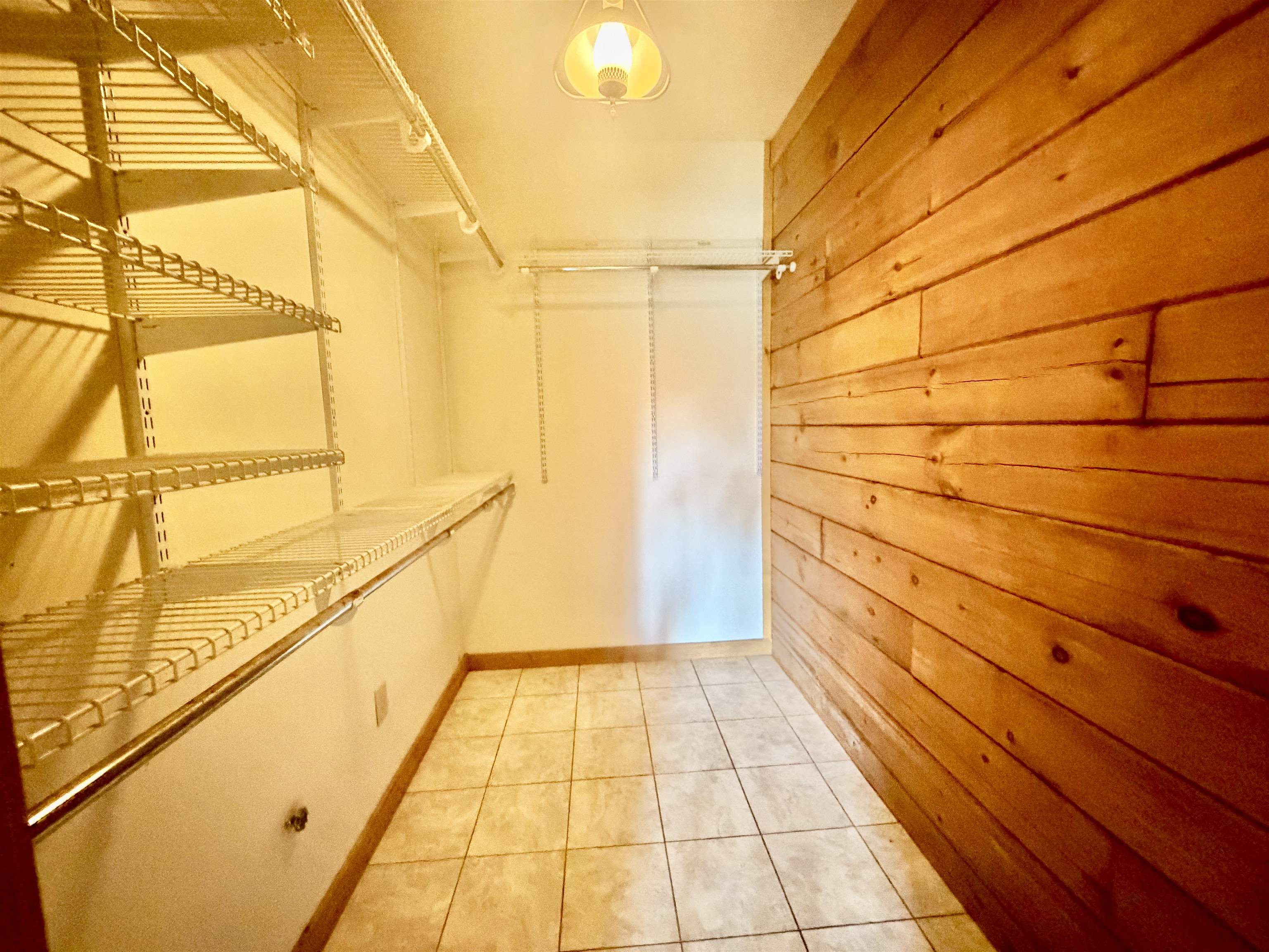 1155 Asbury Dr Property Photo 9