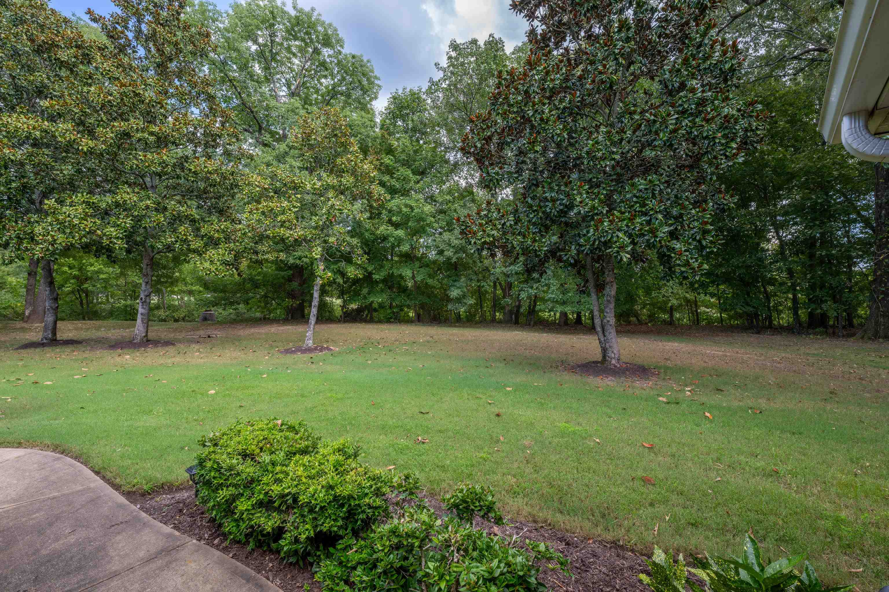 1097 Oak Timber Cir 64 Property Photo 2