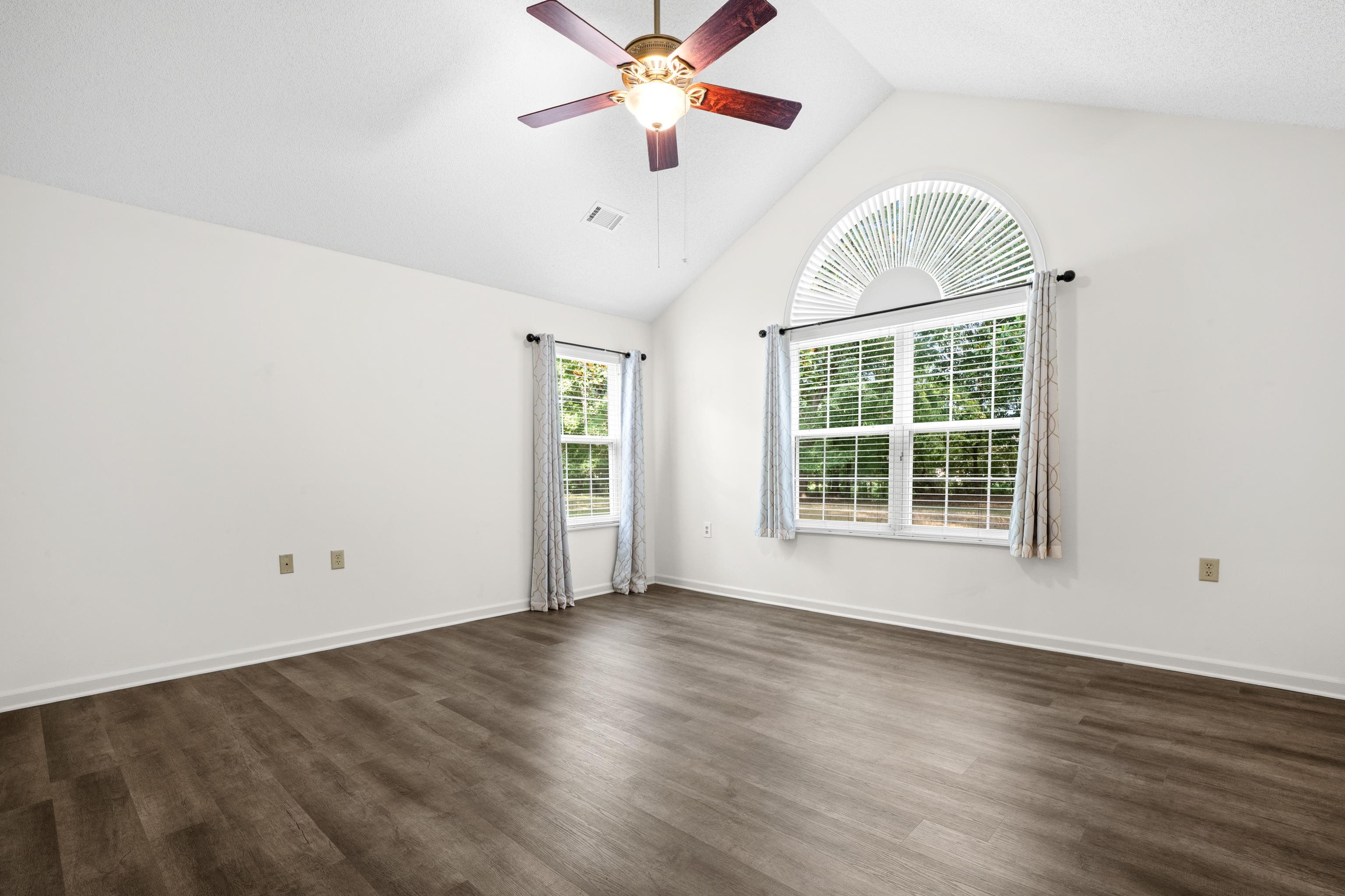 1097 Oak Timber Cir 64 Property Photo 28