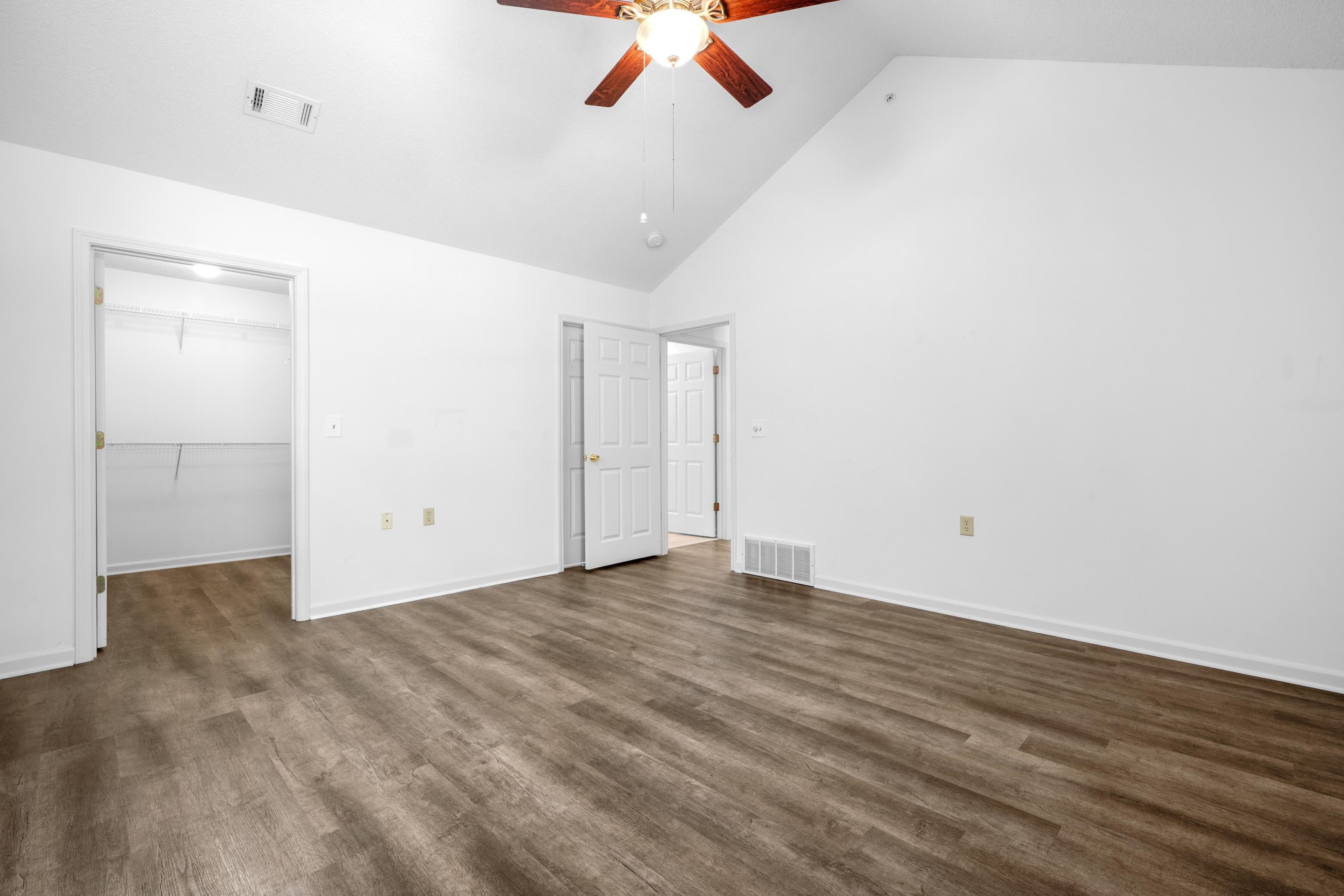 1097 Oak Timber Cir 64 Property Photo 29