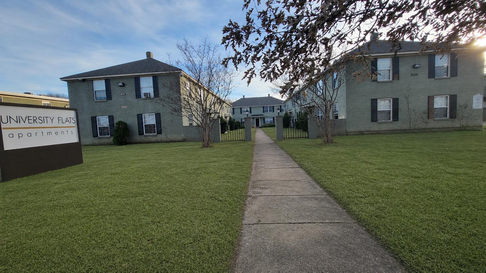 3453 SOUTHERN AVE 102 Property Photo 1