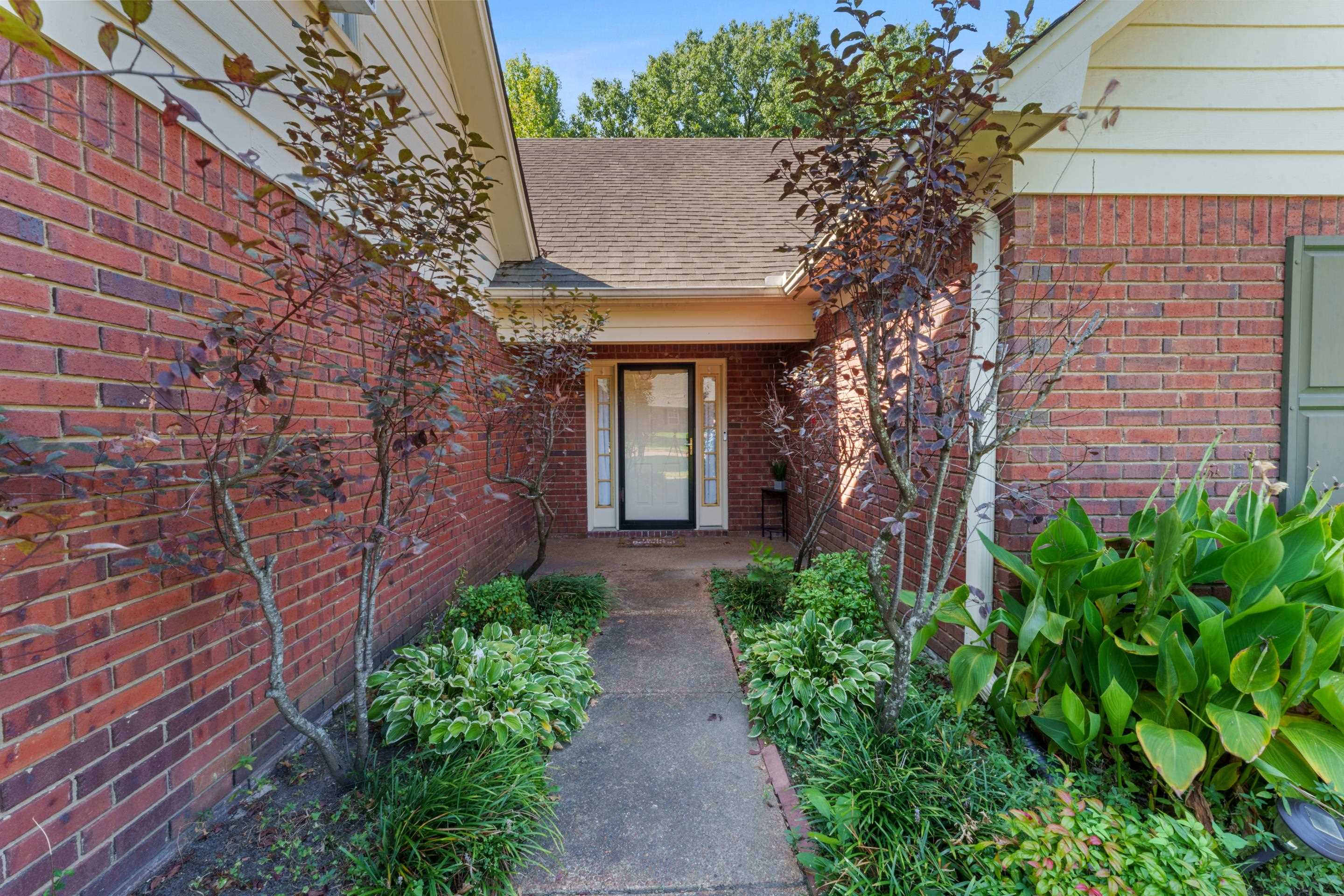 7221 Noah Ln Property Photo 3
