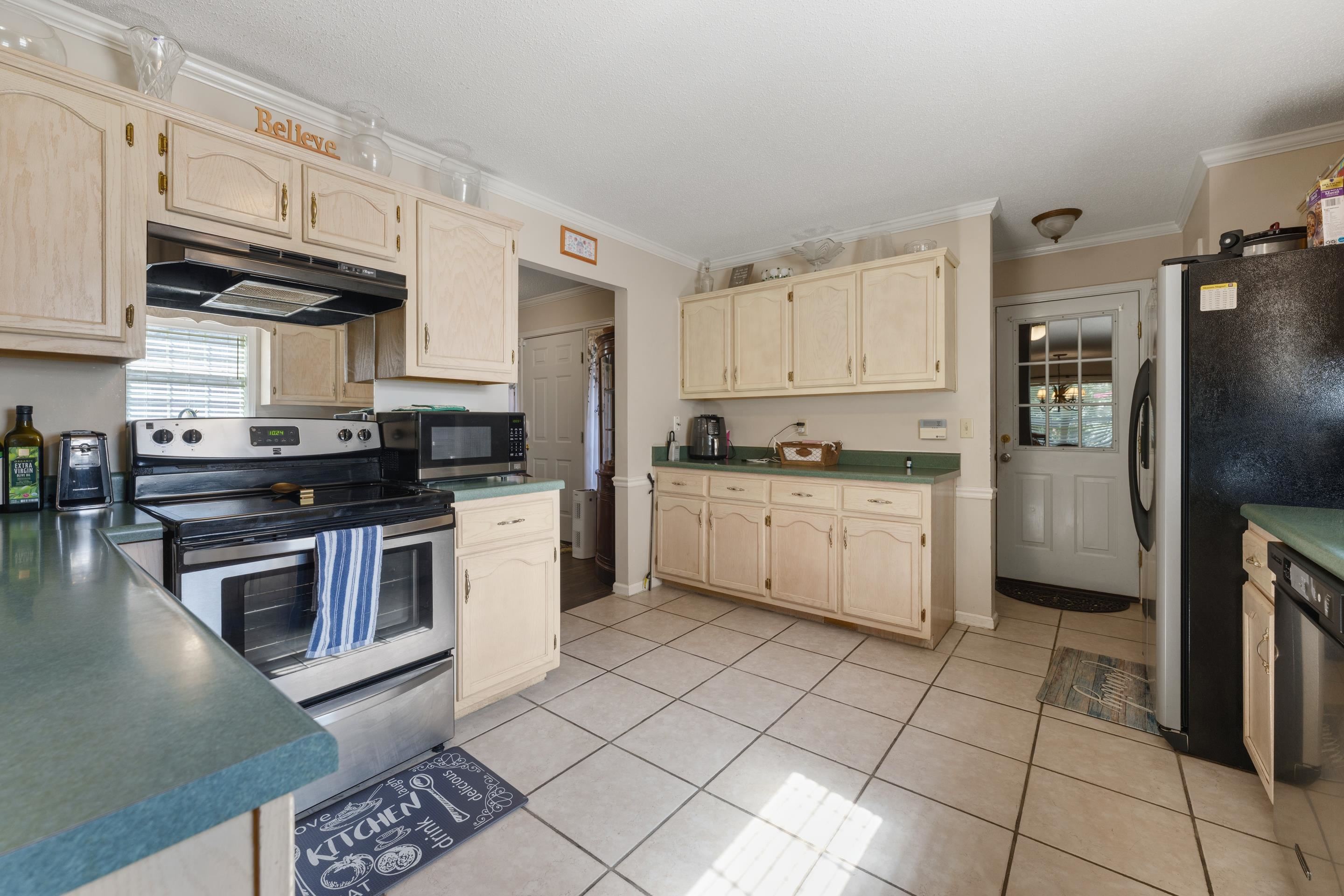 7221 Noah Ln Property Photo 7