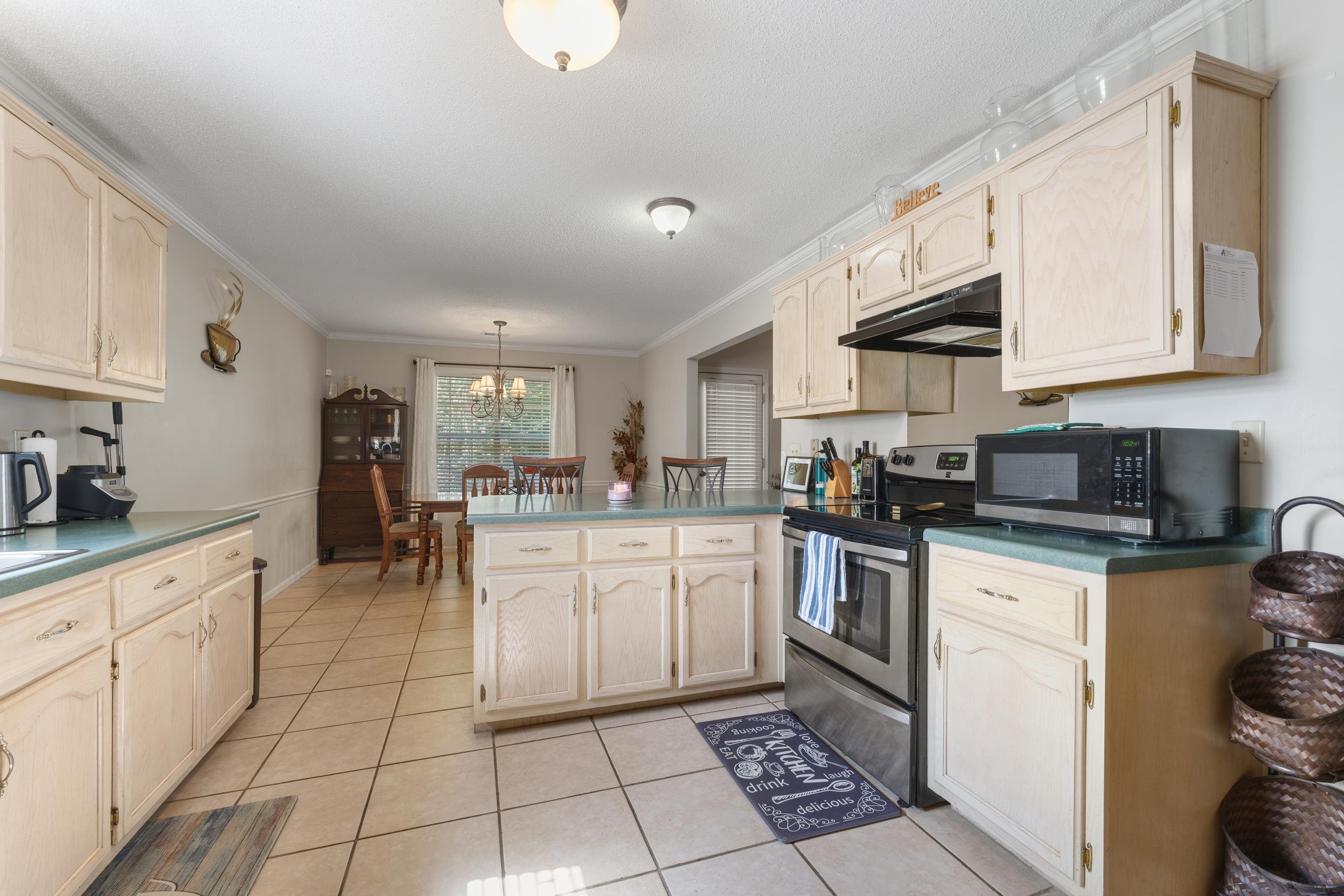 7221 Noah Ln Property Photo 8