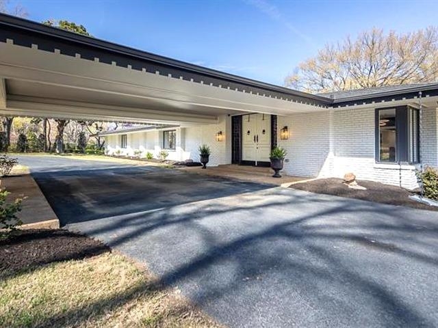180 Waring Rd Property Photo 1