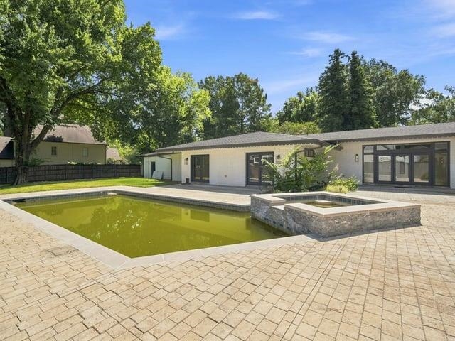 180 Waring Rd Property Photo 32