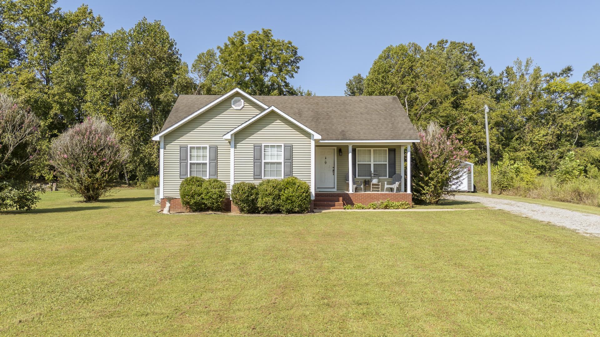 51 ERIN LN Property Photo 1