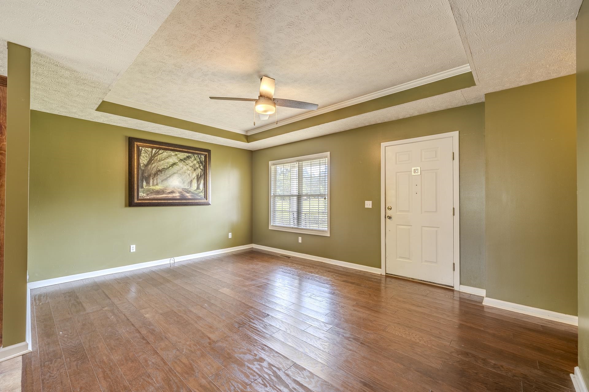 51 Erin Ln Property Photo 4