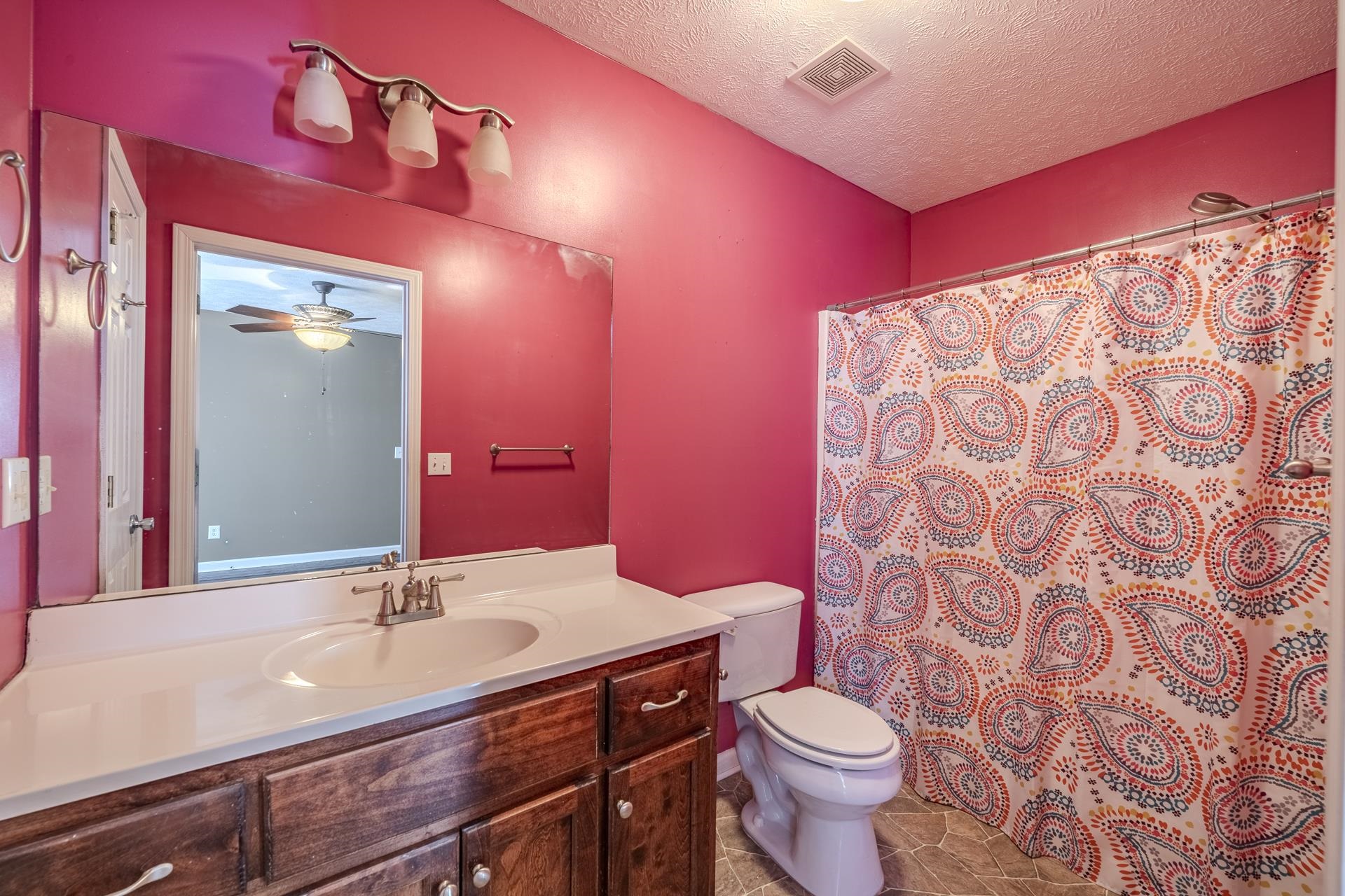 51 Erin Ln Property Photo 14