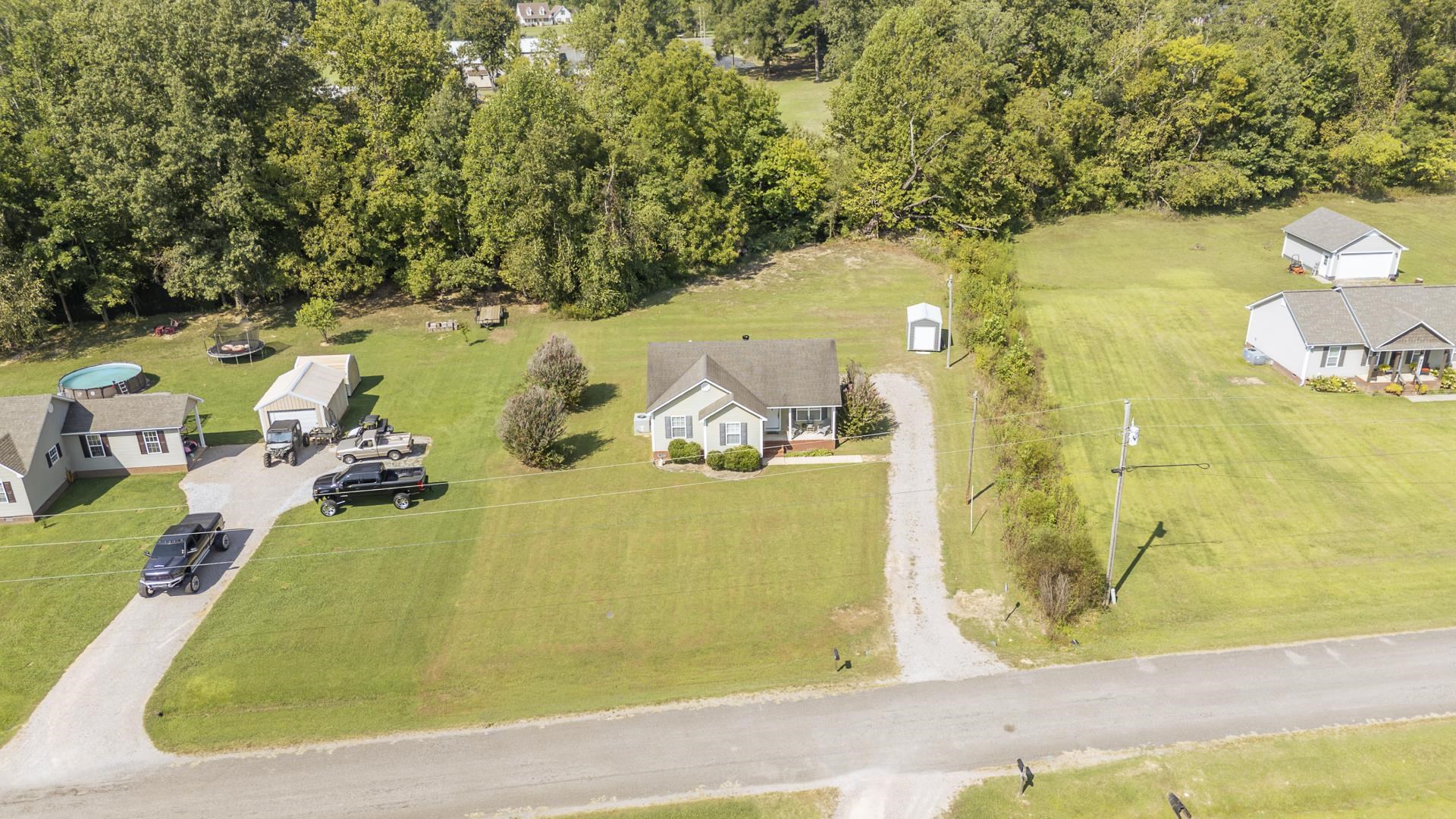 51 Erin Ln Property Photo 18