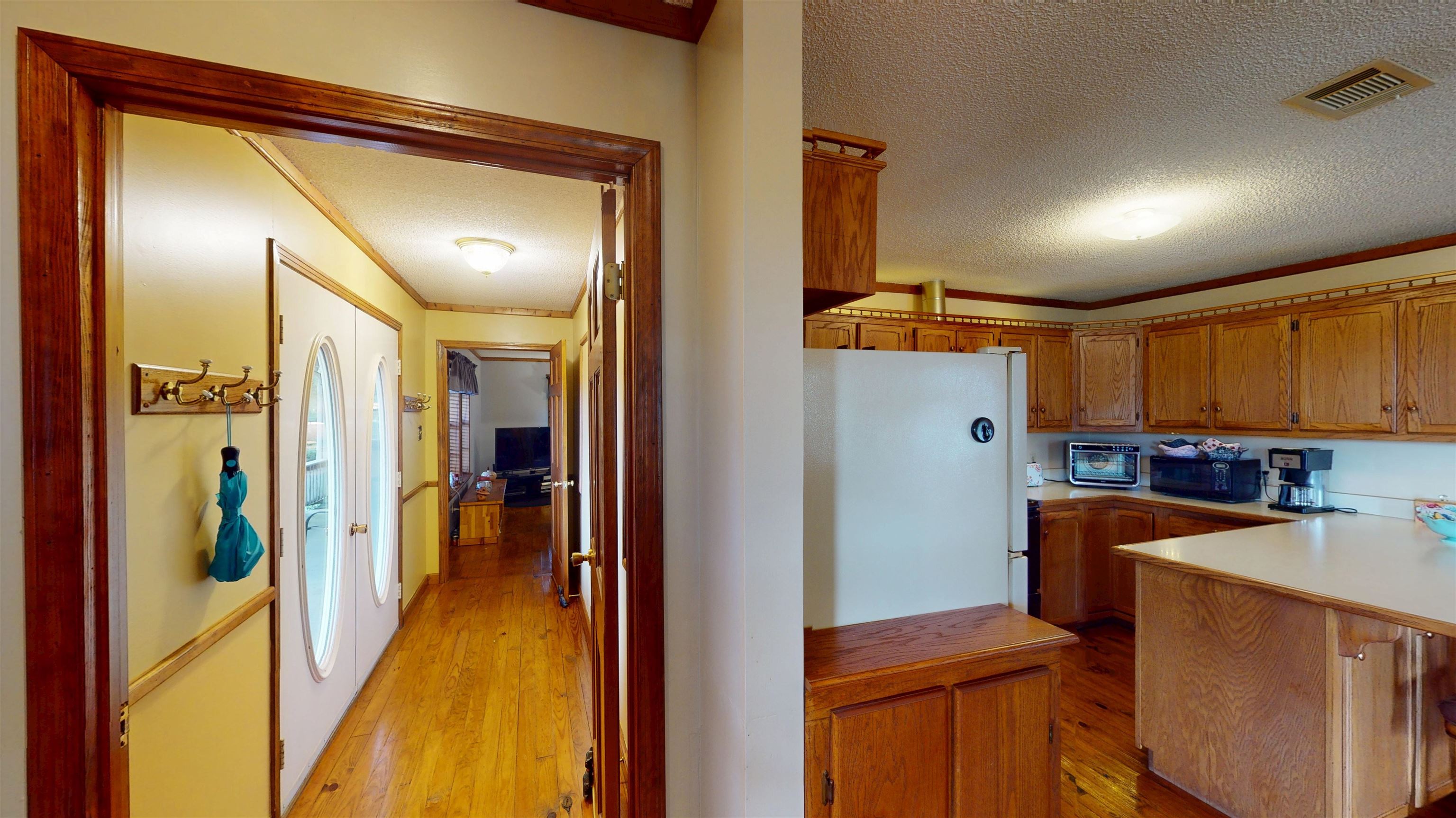 420 Joann Rd Property Photo 14