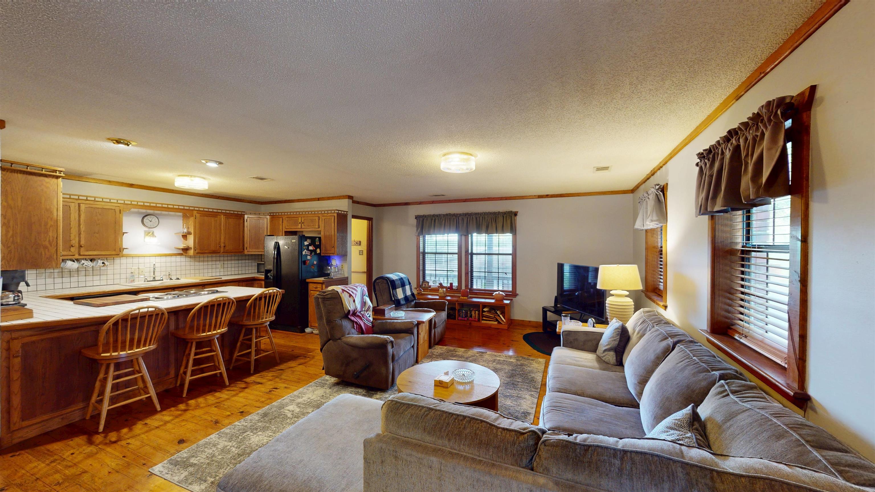 420 Joann Rd Property Photo 19