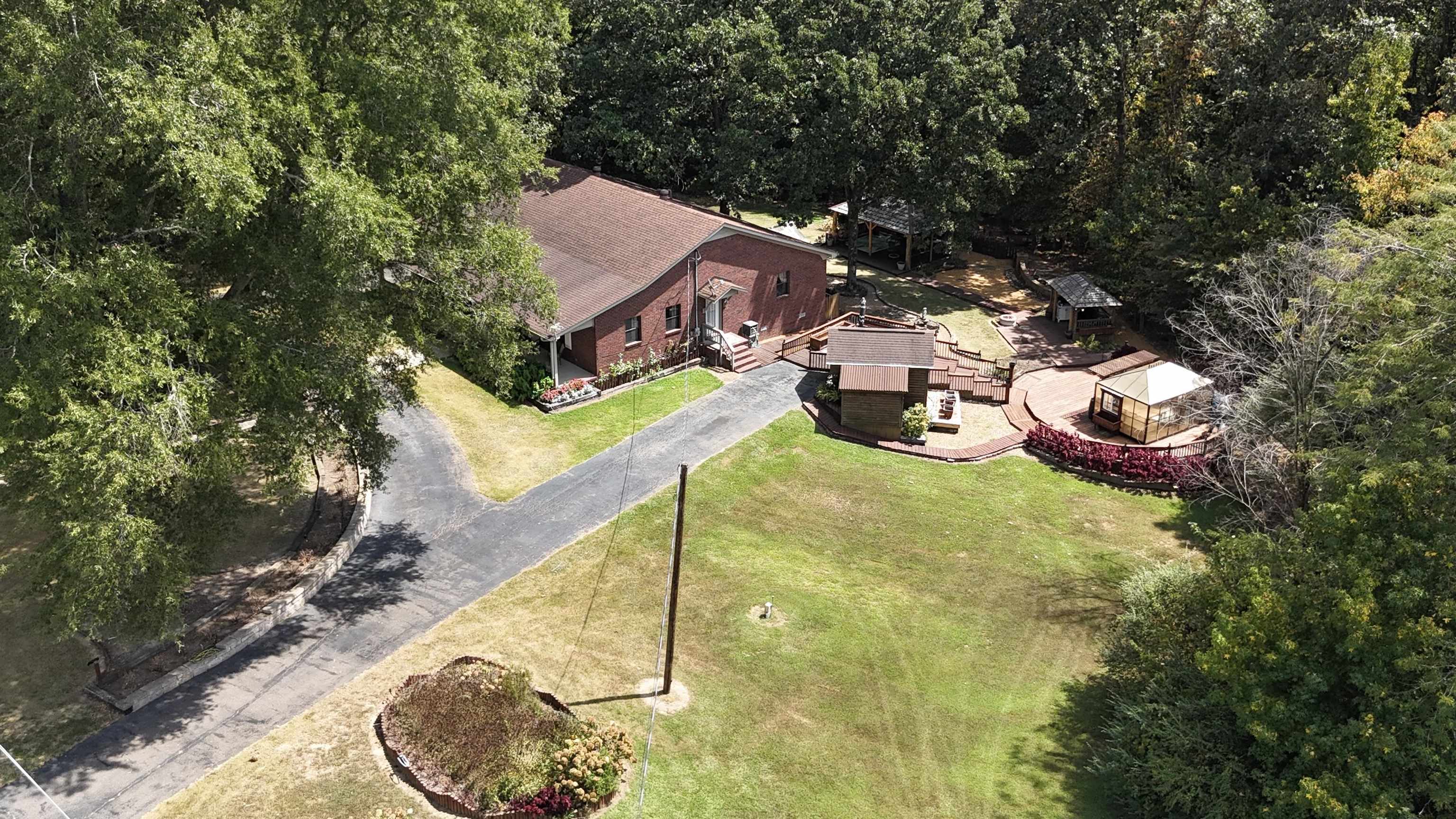 420 Joann Rd Property Photo 37