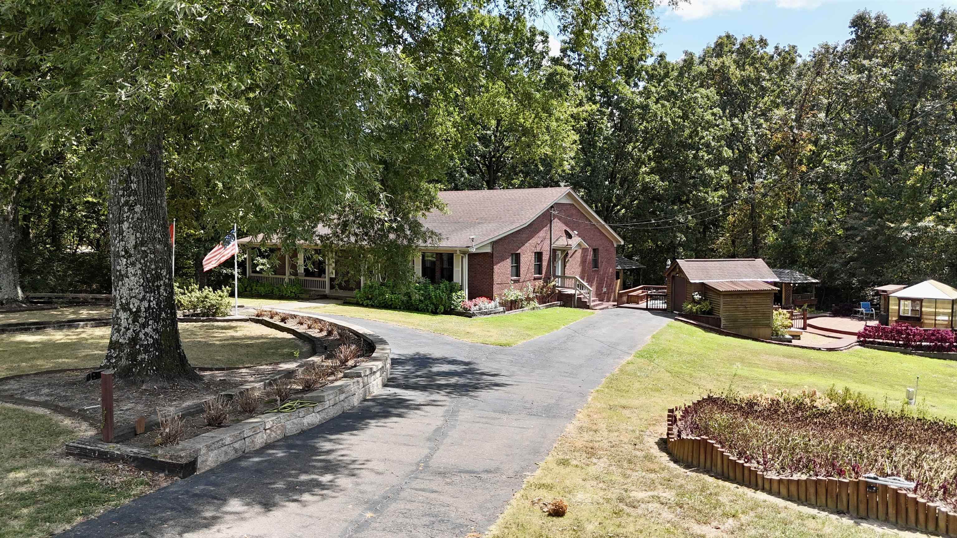 420 Joann Rd Property Photo 38