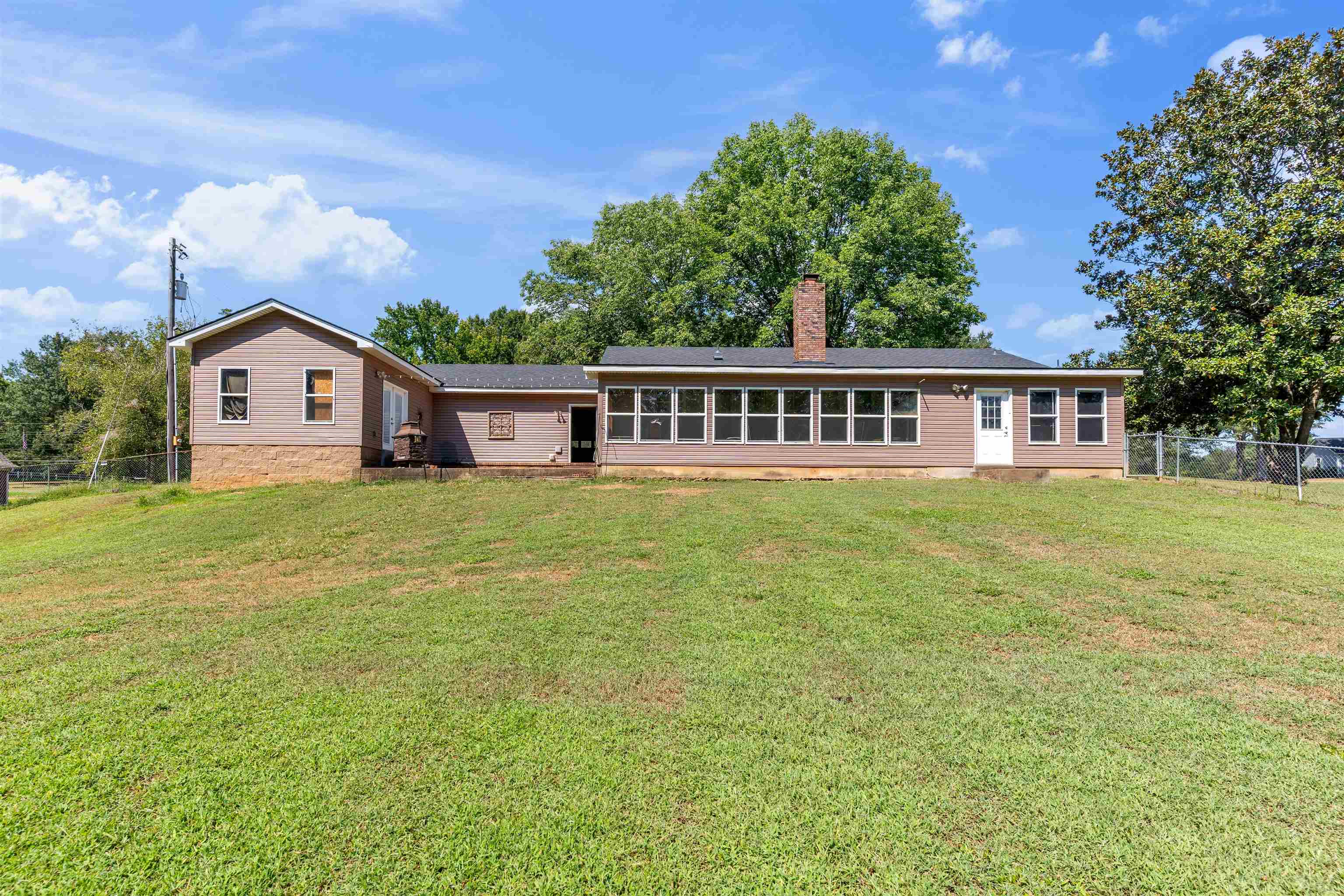 285 Woodbridge Rd Property Photo 21