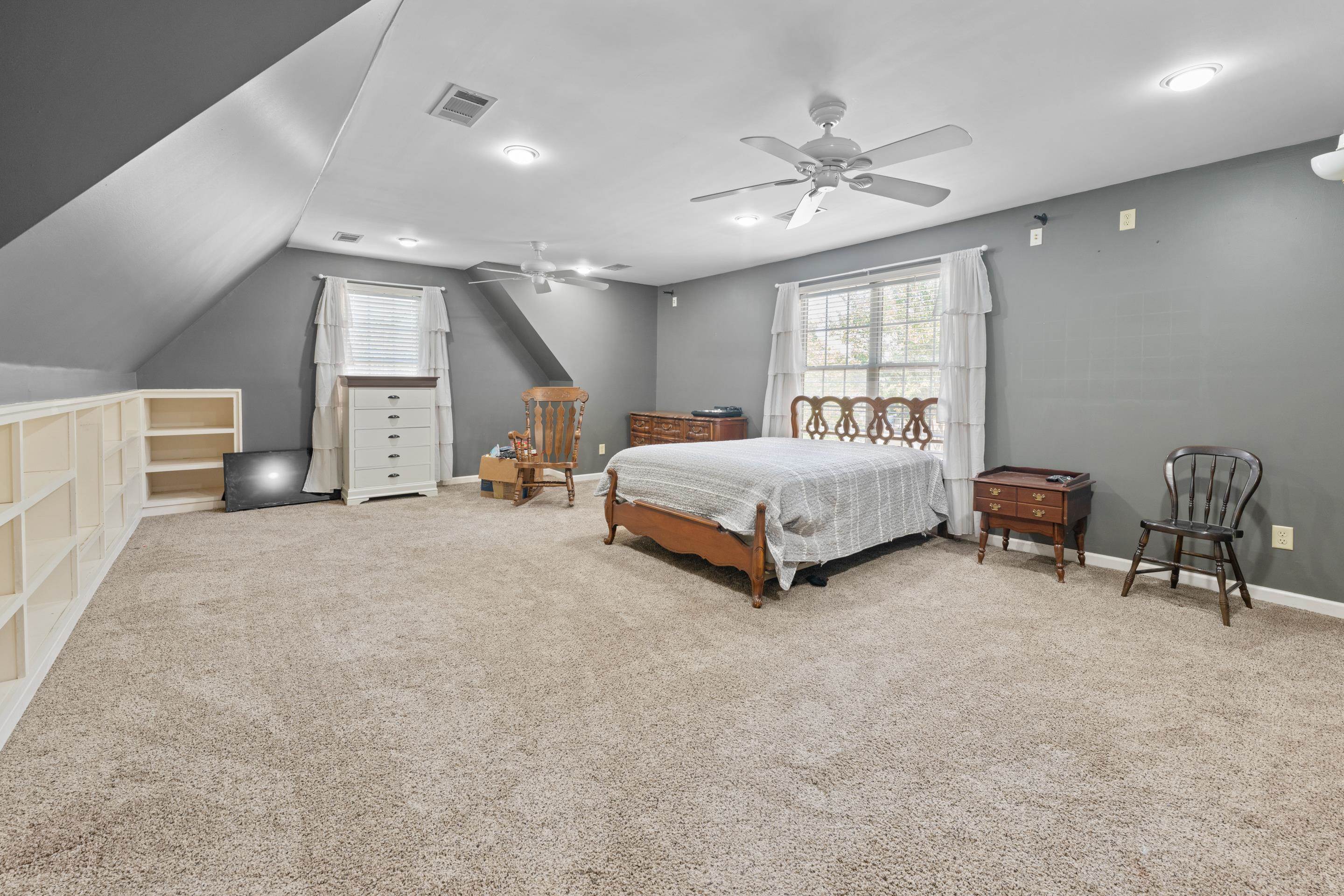 4742 Molsonwood Dr Property Photo 33