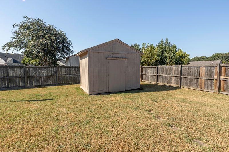 4397 Bradford Dr Property Photo 27