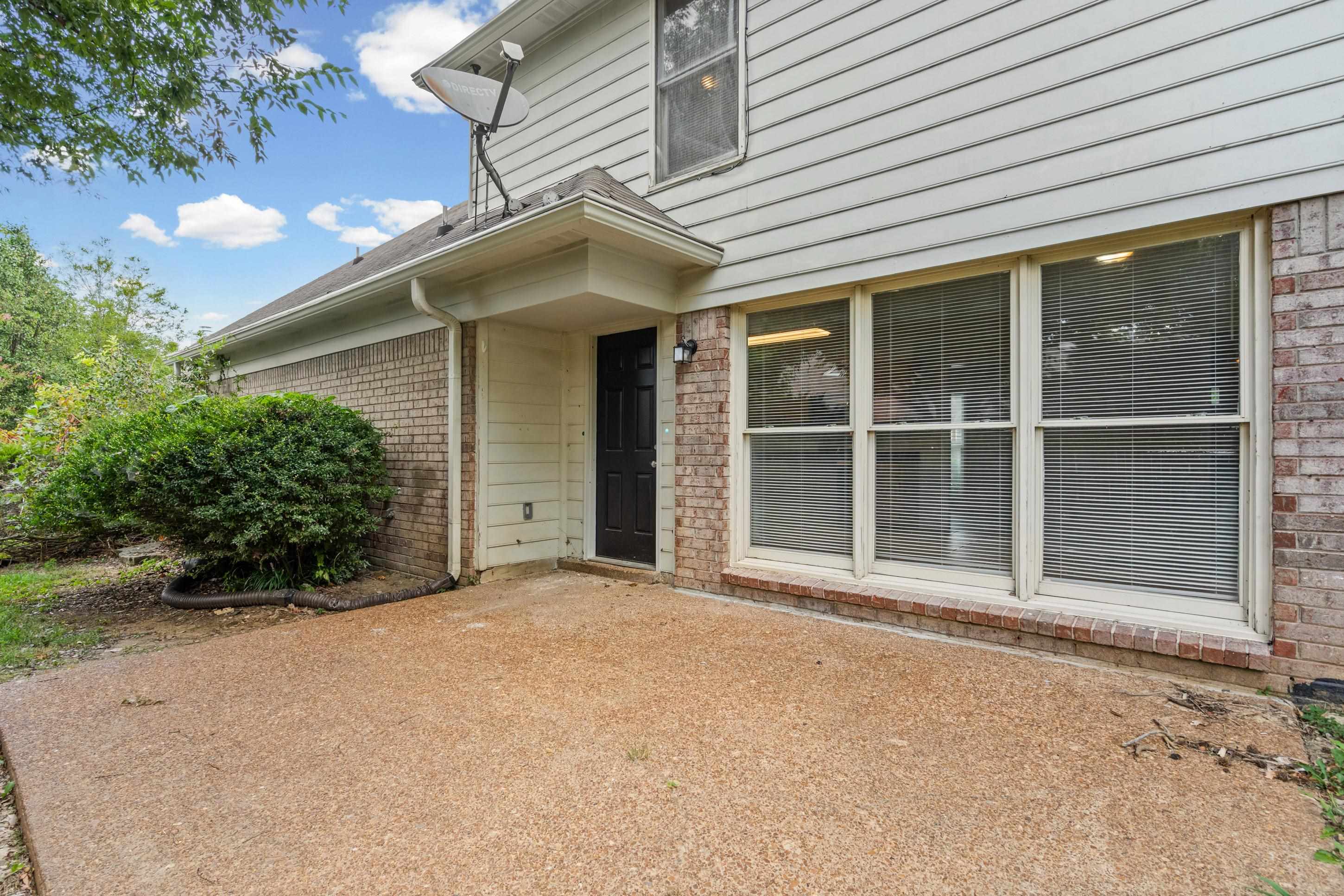 9083 Hearth Stone Cv Property Photo 12