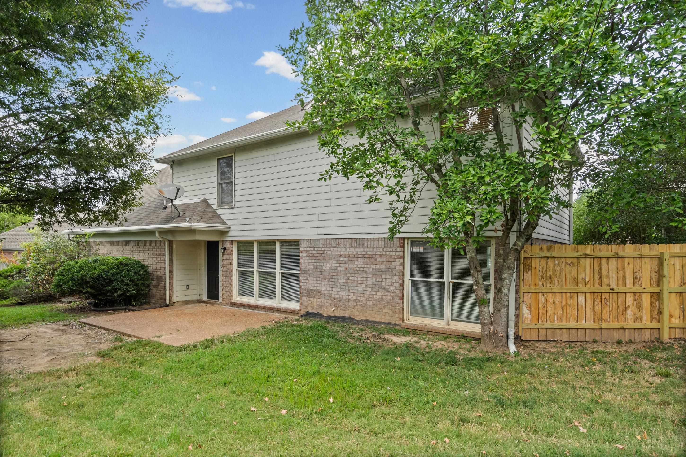 9083 Hearth Stone Cv Property Photo 13