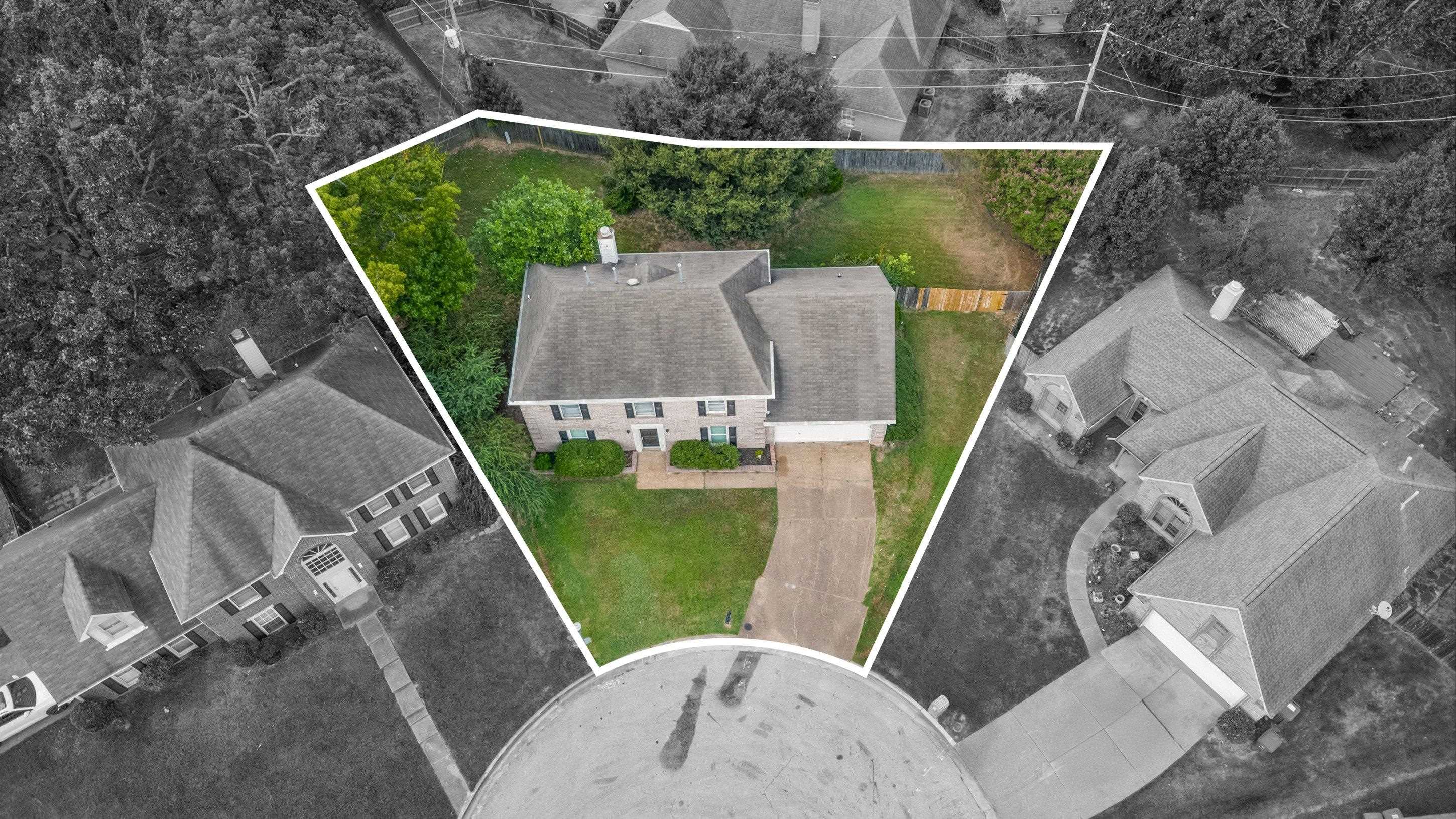 9083 Hearth Stone Cv Property Photo 14