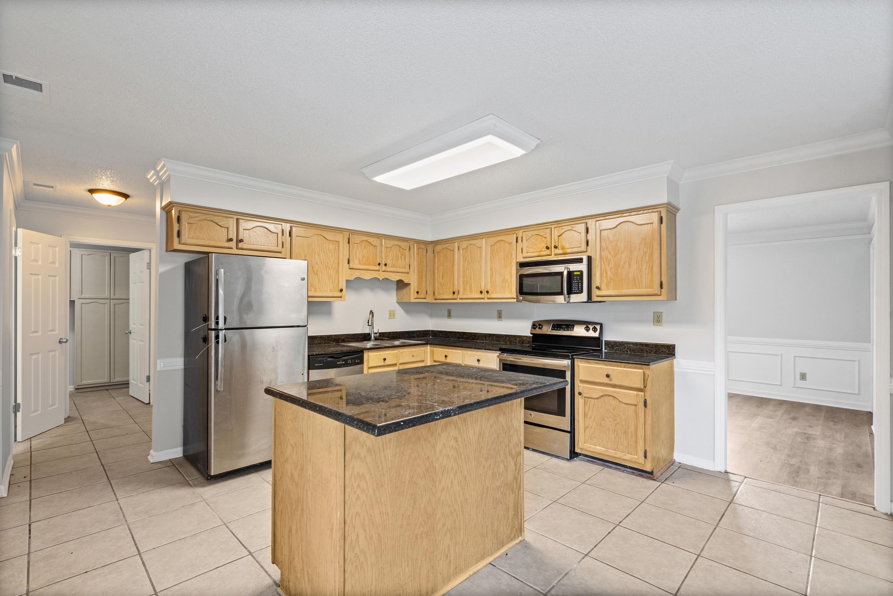 9083 Hearth Stone Cv Property Photo 27