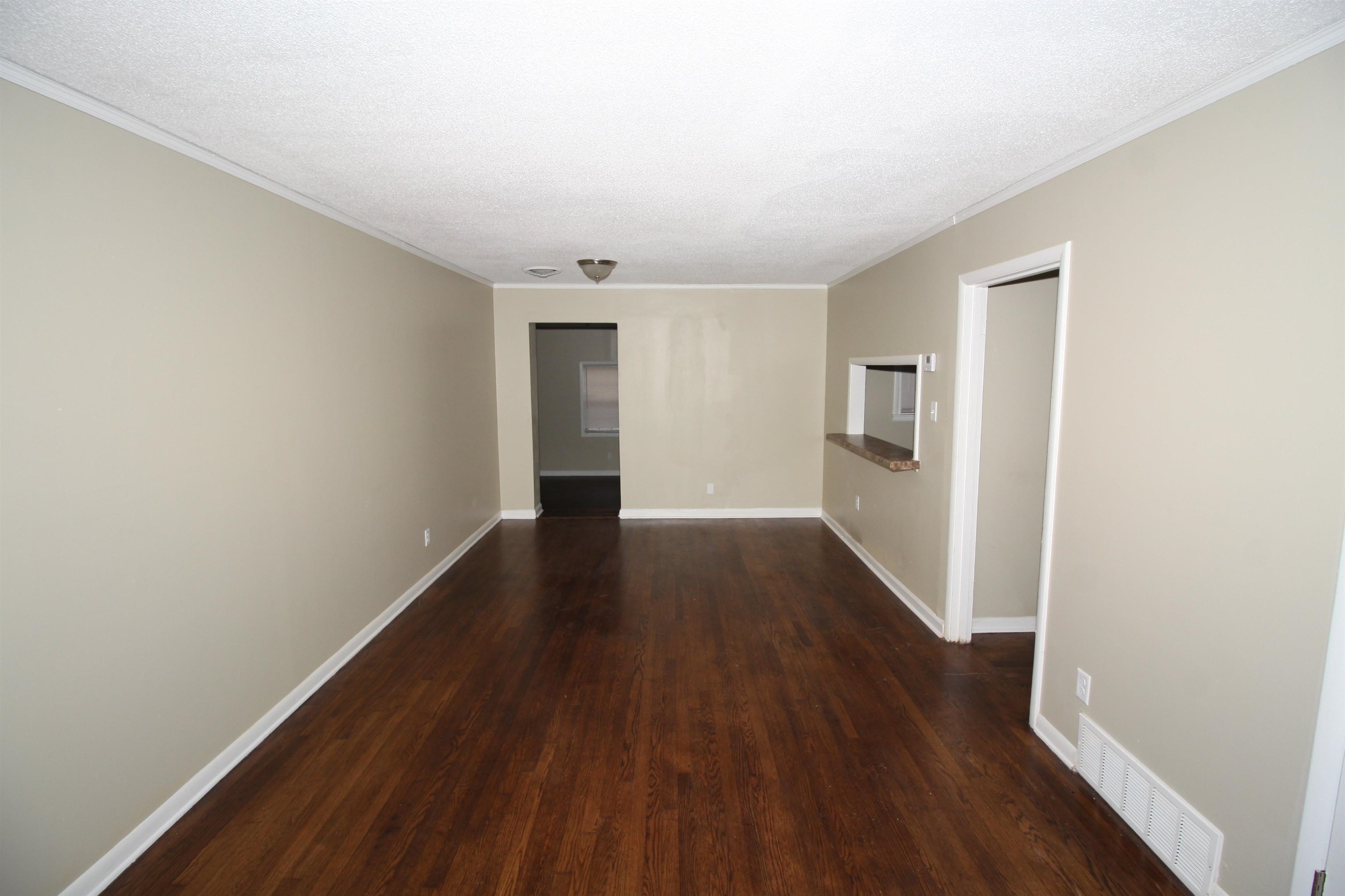 1749 S Perkins Rd Property Photo 7