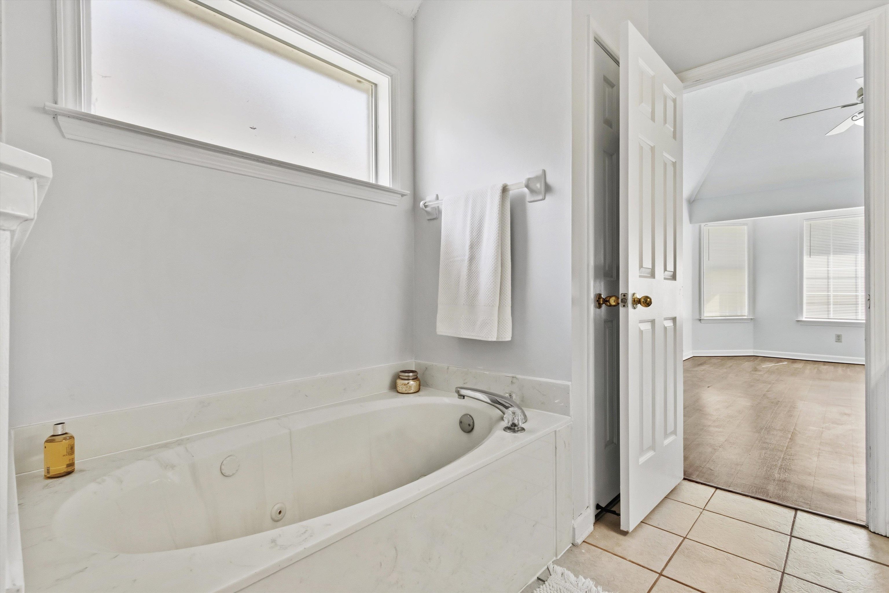 7267 Amberly Way Dr Property Photo 16