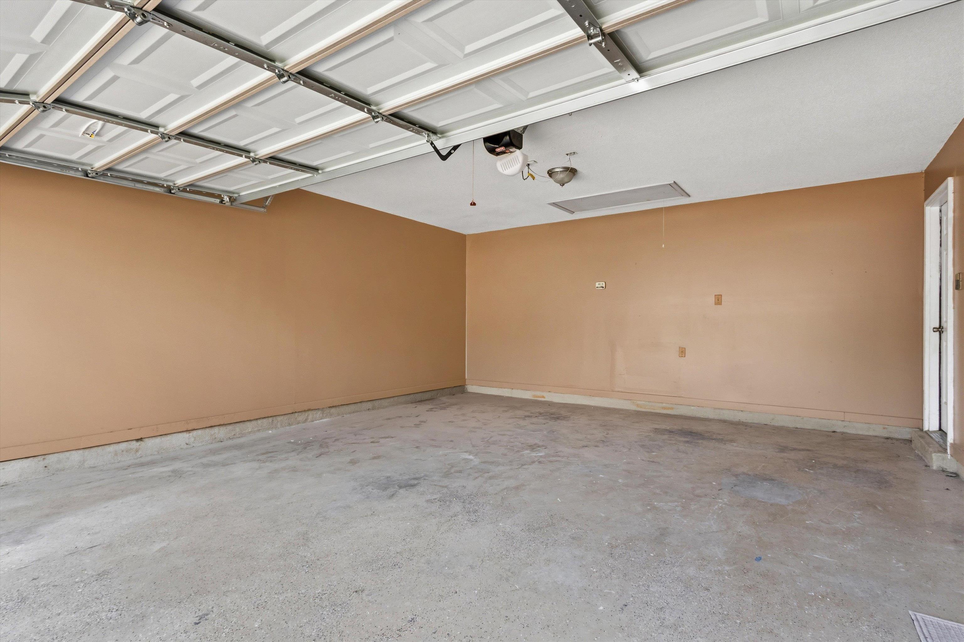 7267 Amberly Way Dr Property Photo 24