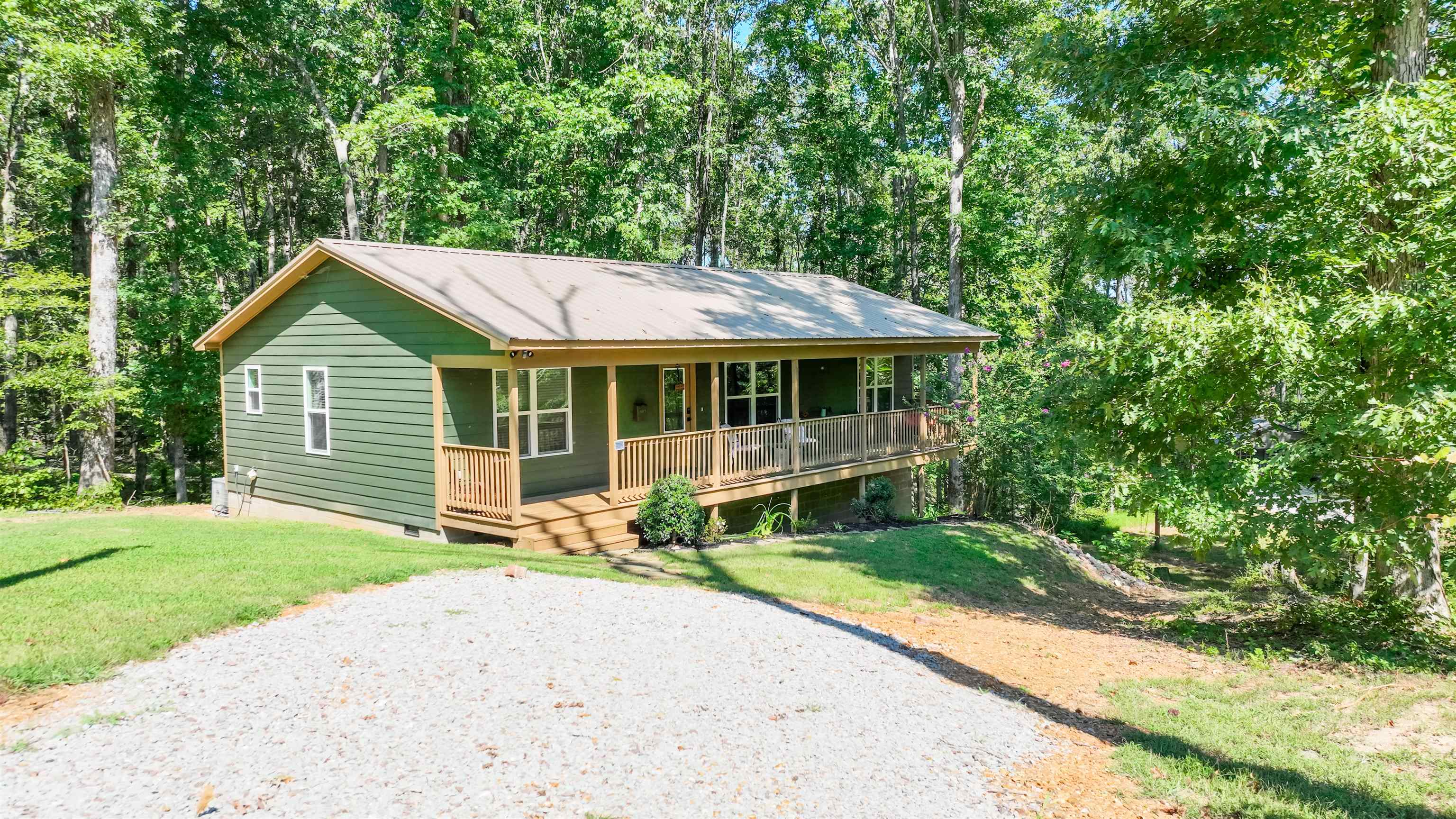 45 Anglers Cv Property Photo 3
