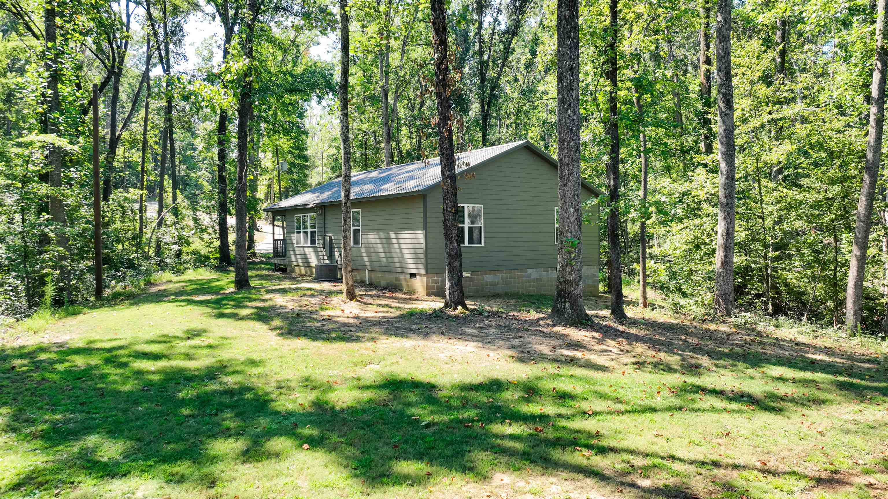 145 Anglers Cv Property Photo 2