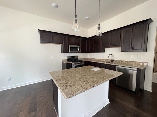 8373 Everly Meadows Dr Property Photo 3
