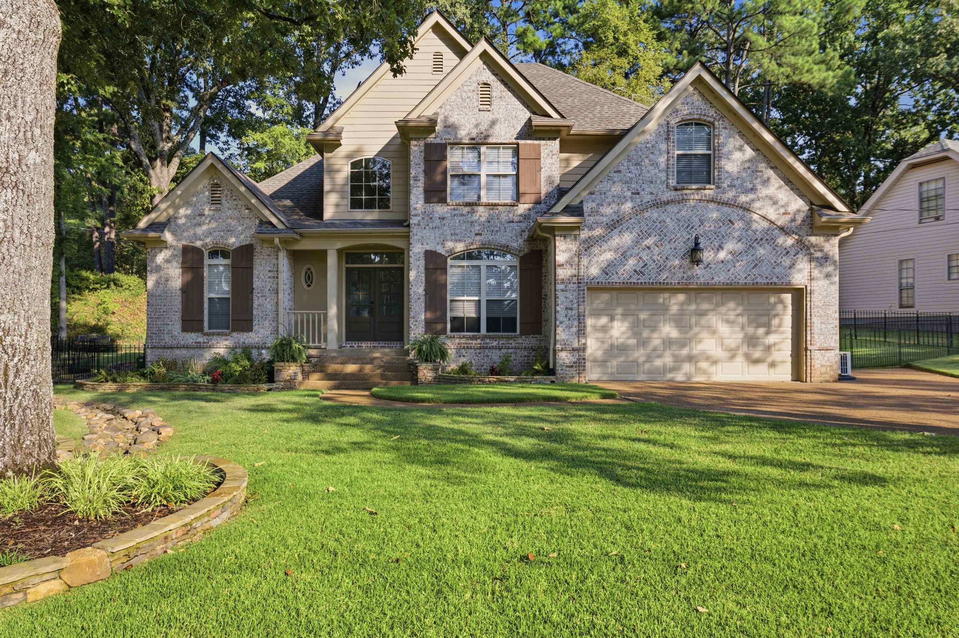 4155 Larch Point Cv Property Photo 1