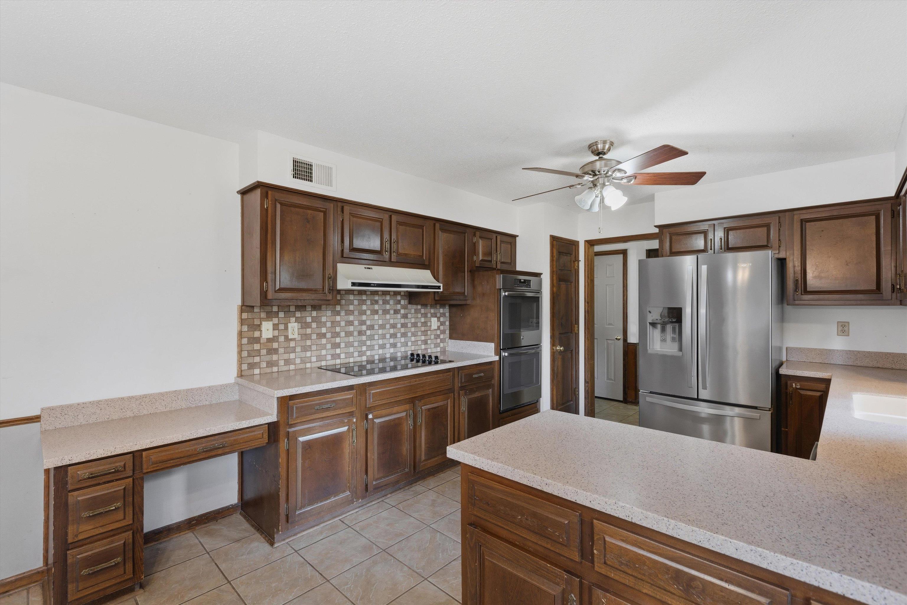 7675 Mardite Cv Property Photo 9
