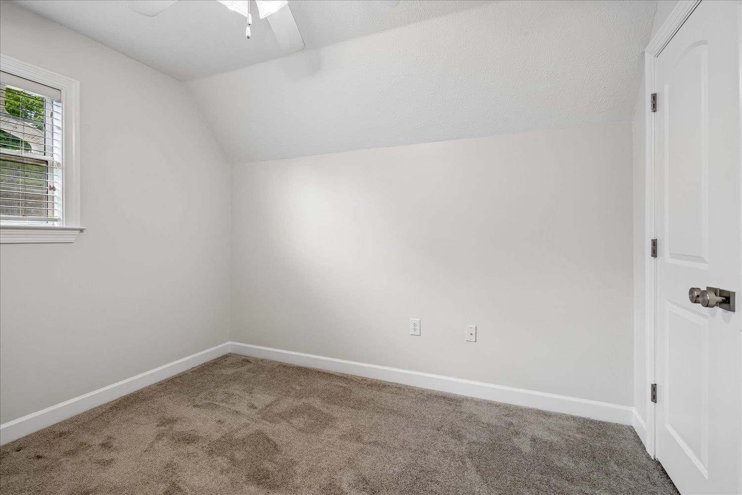 357 Bouler Dr Property Photo 14