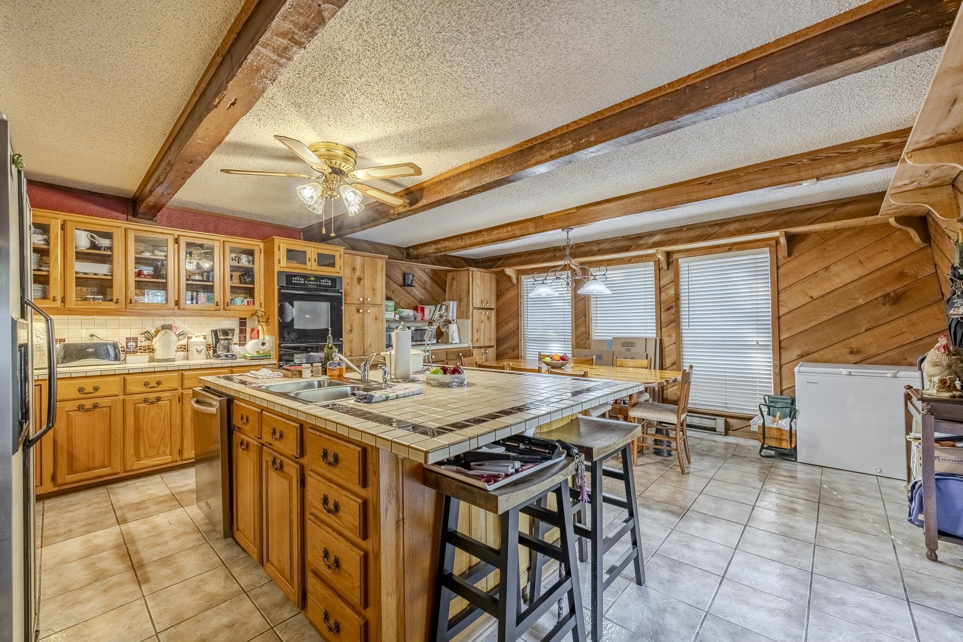 830 Yellow Creek Ln Property Photo 30