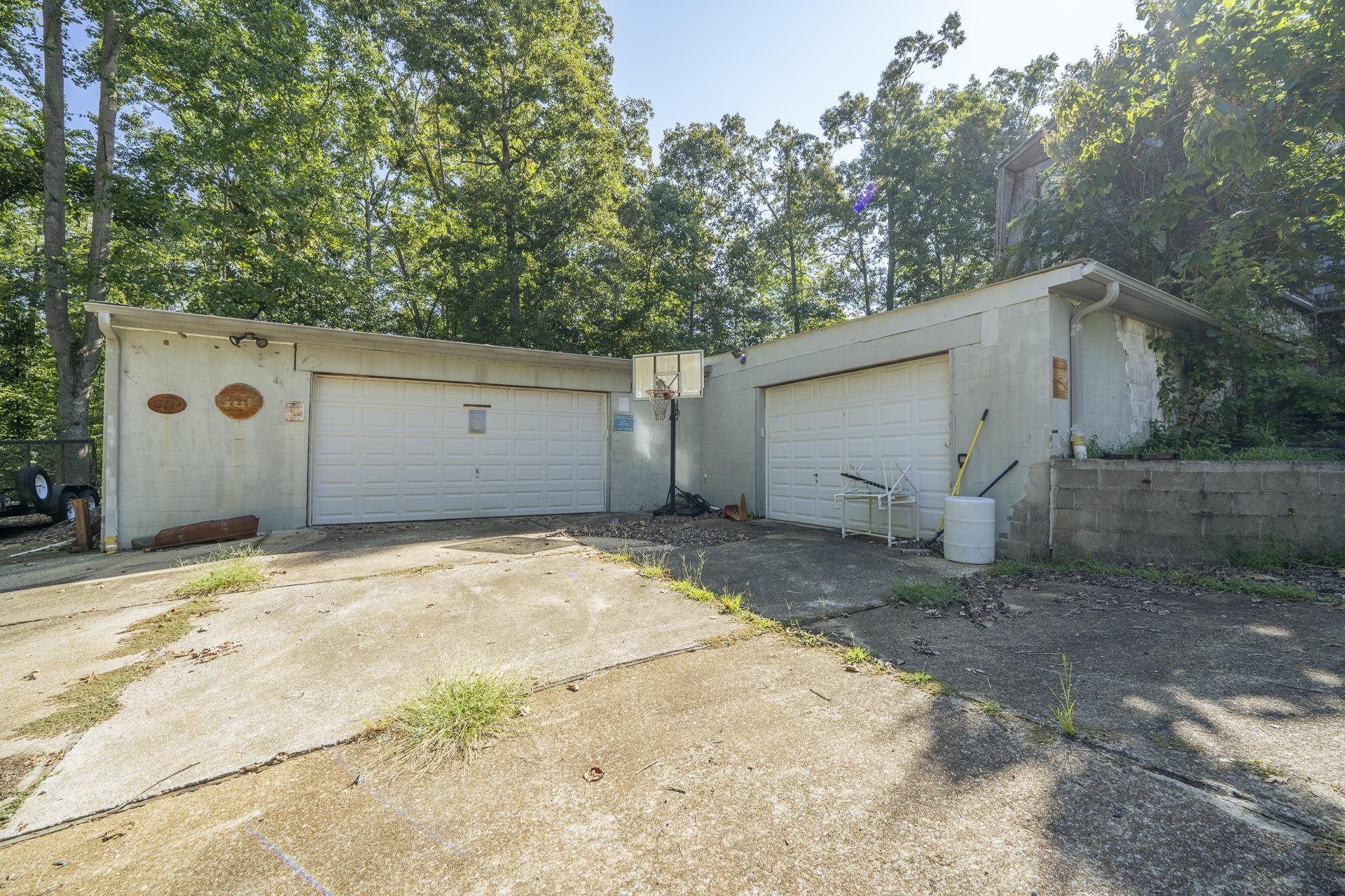 830 Yellow Creek Ln Property Photo 37