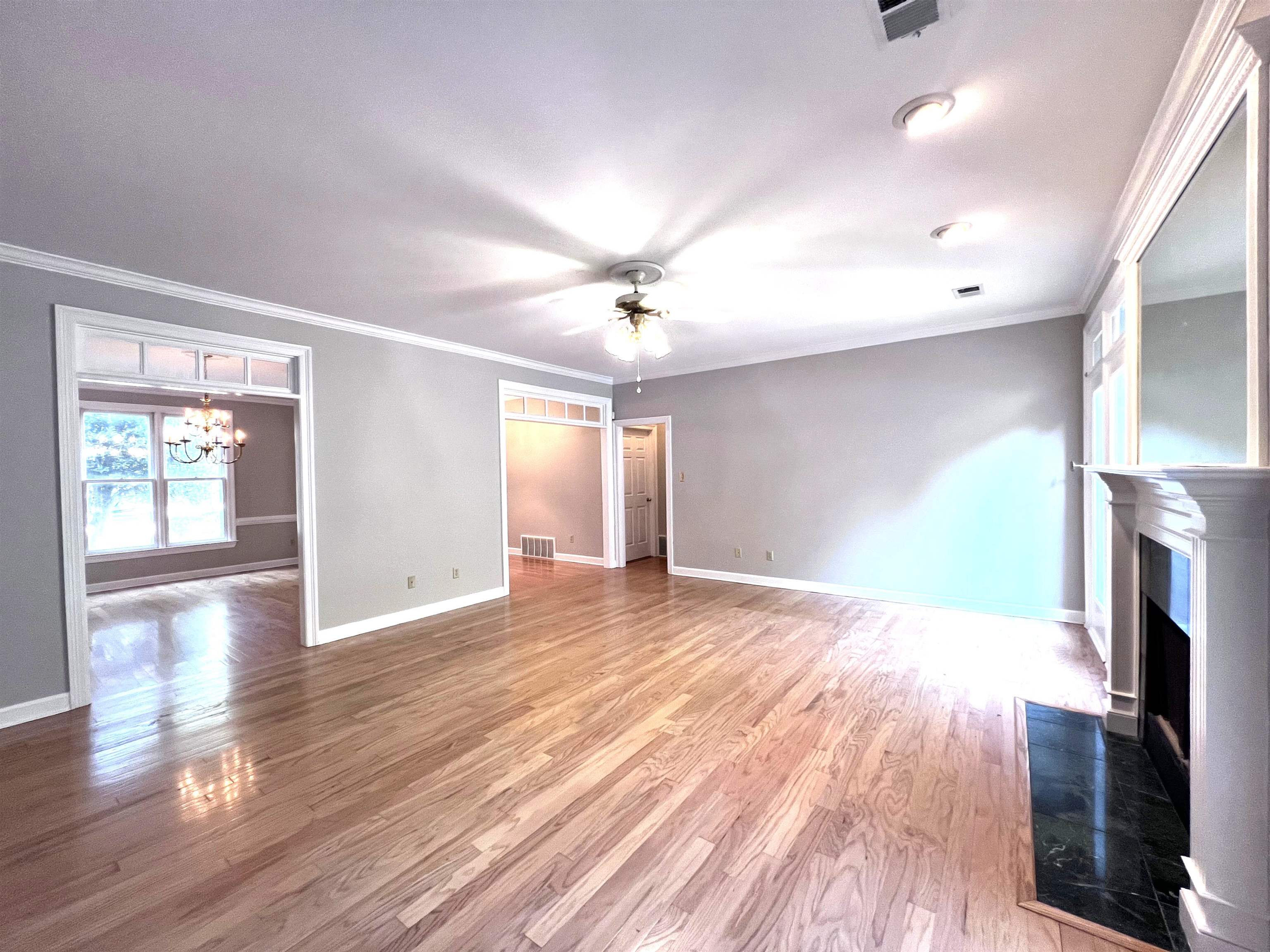 560 Windsor Park Cv Property Photo 12