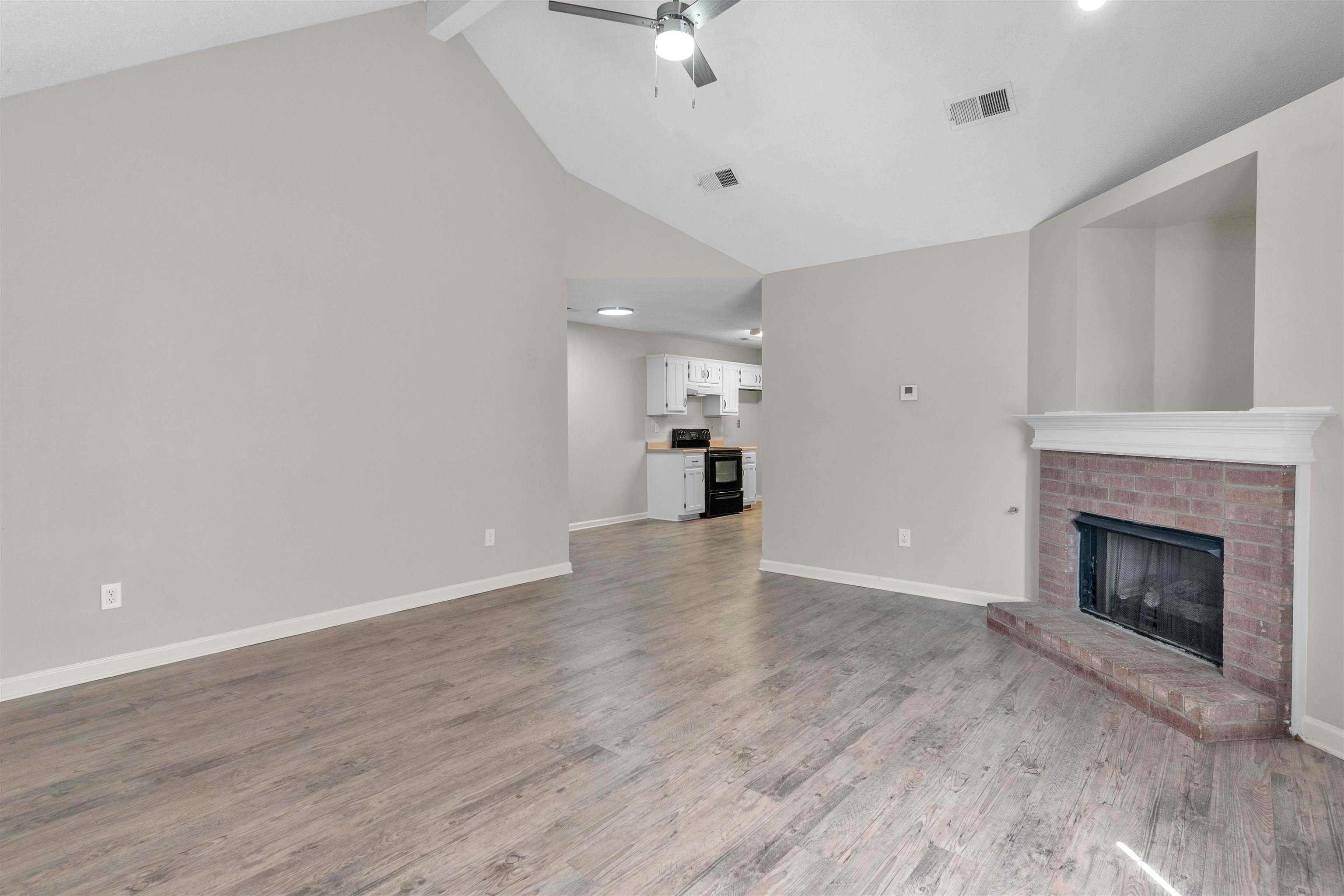 6676 Whitten Pine Dr Property Photo 8