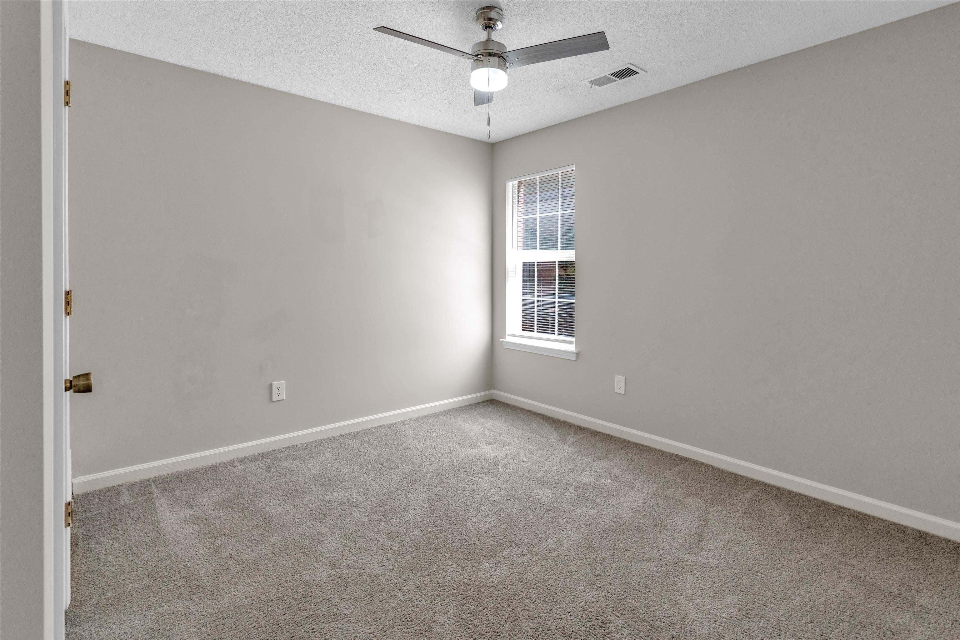 6676 Whitten Pine Dr Property Photo 15