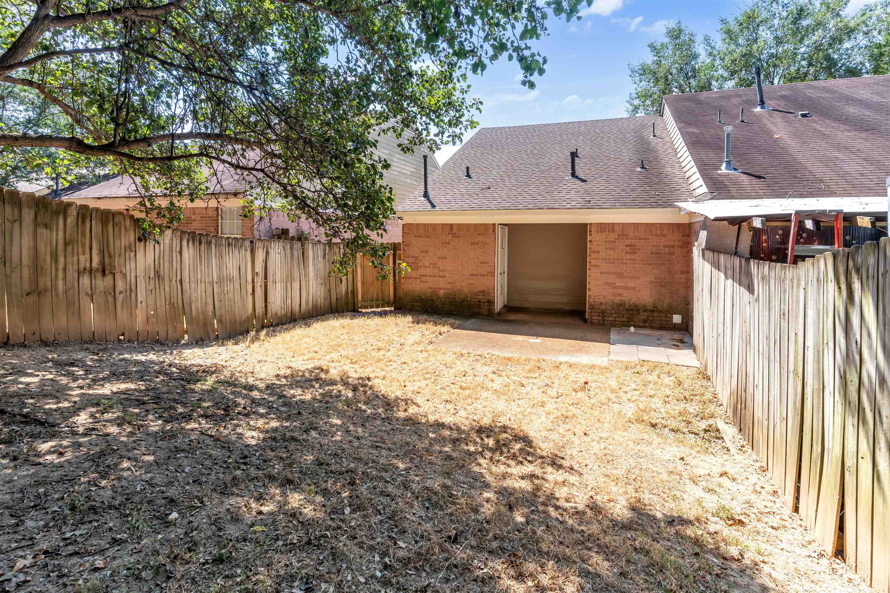 6676 Whitten Pine Dr Property Photo 18
