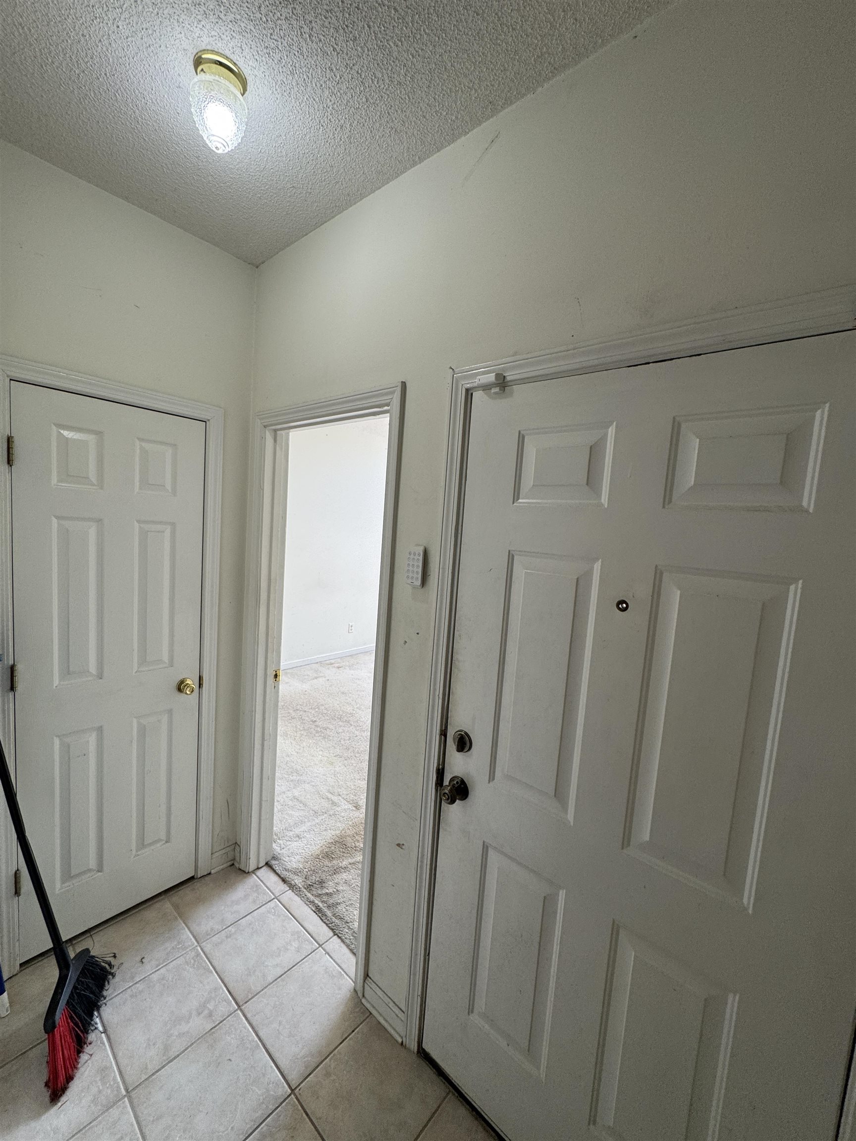 7774 Lipscomb Dr Property Photo 4