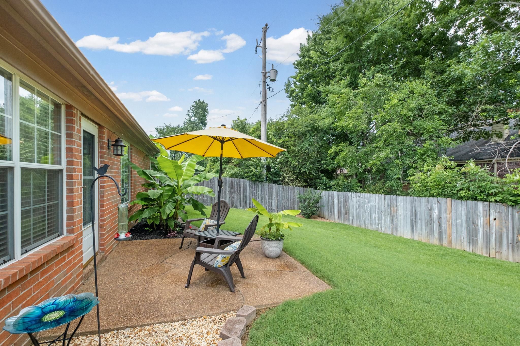 1078 Jessica Lauren Dr Property Photo 23