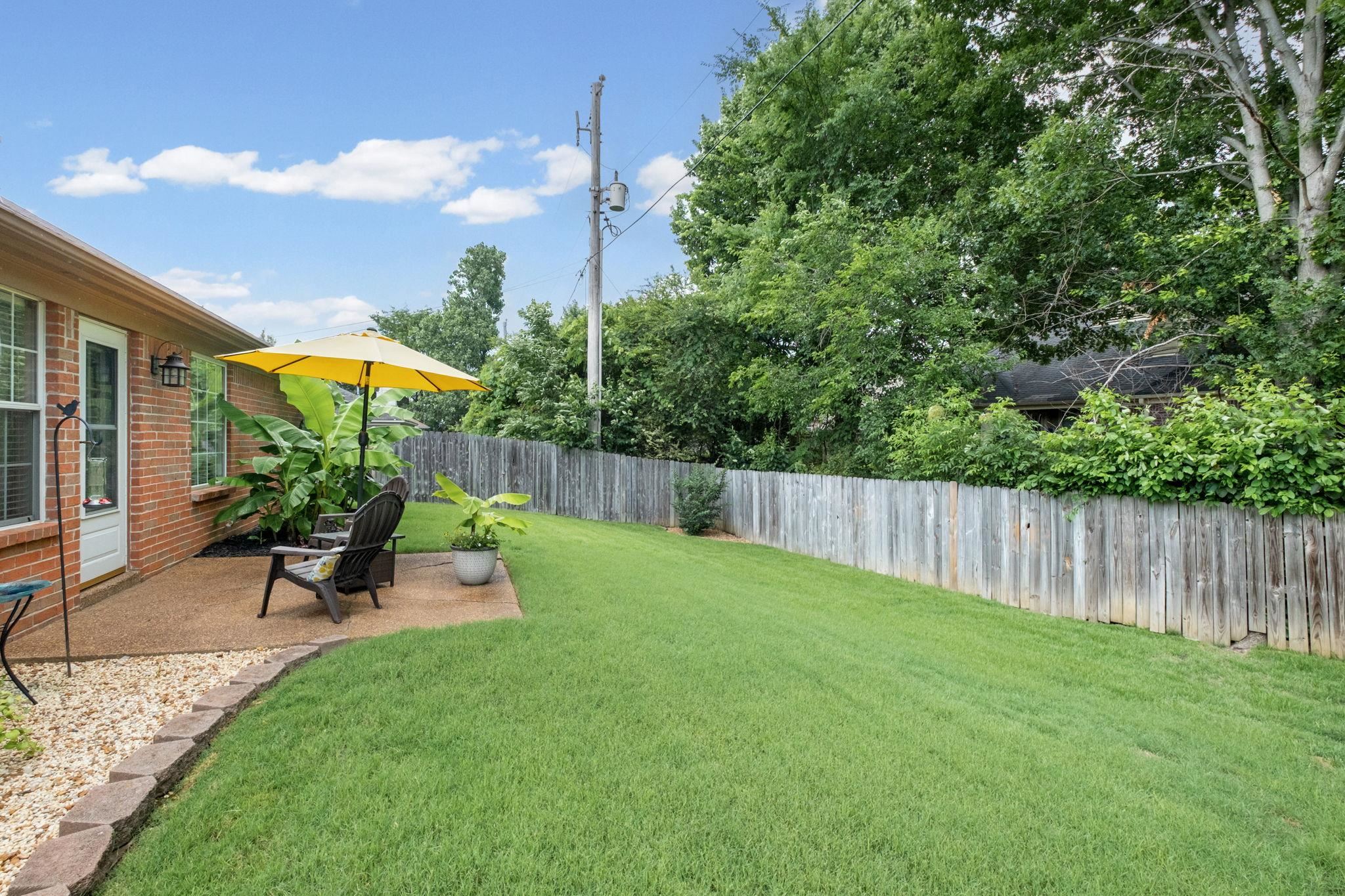 1078 Jessica Lauren Dr Property Photo 25