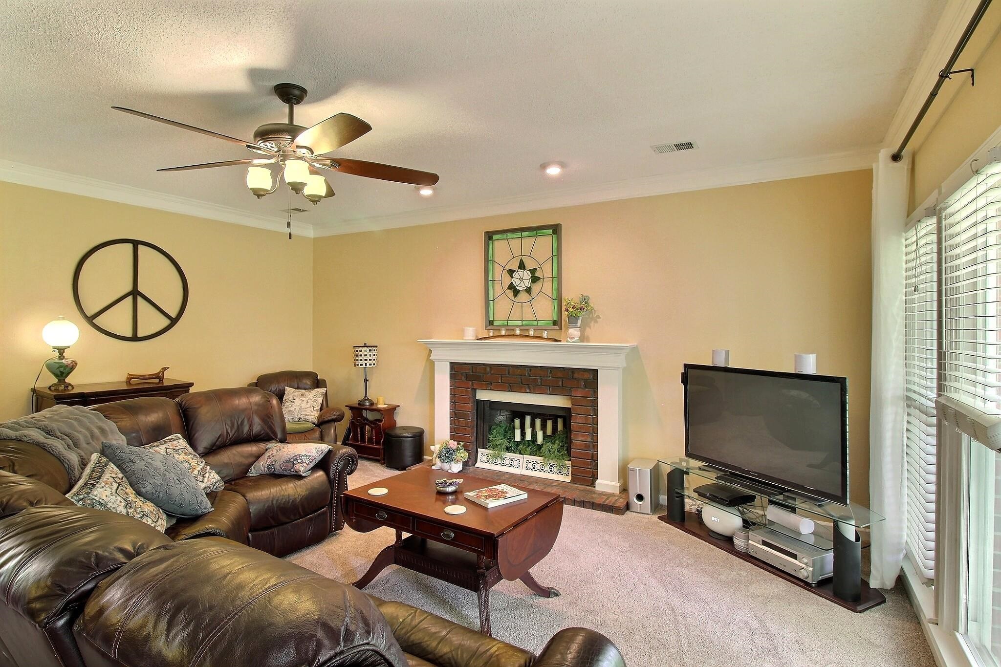 573 Merriweather Dr Property Photo 5