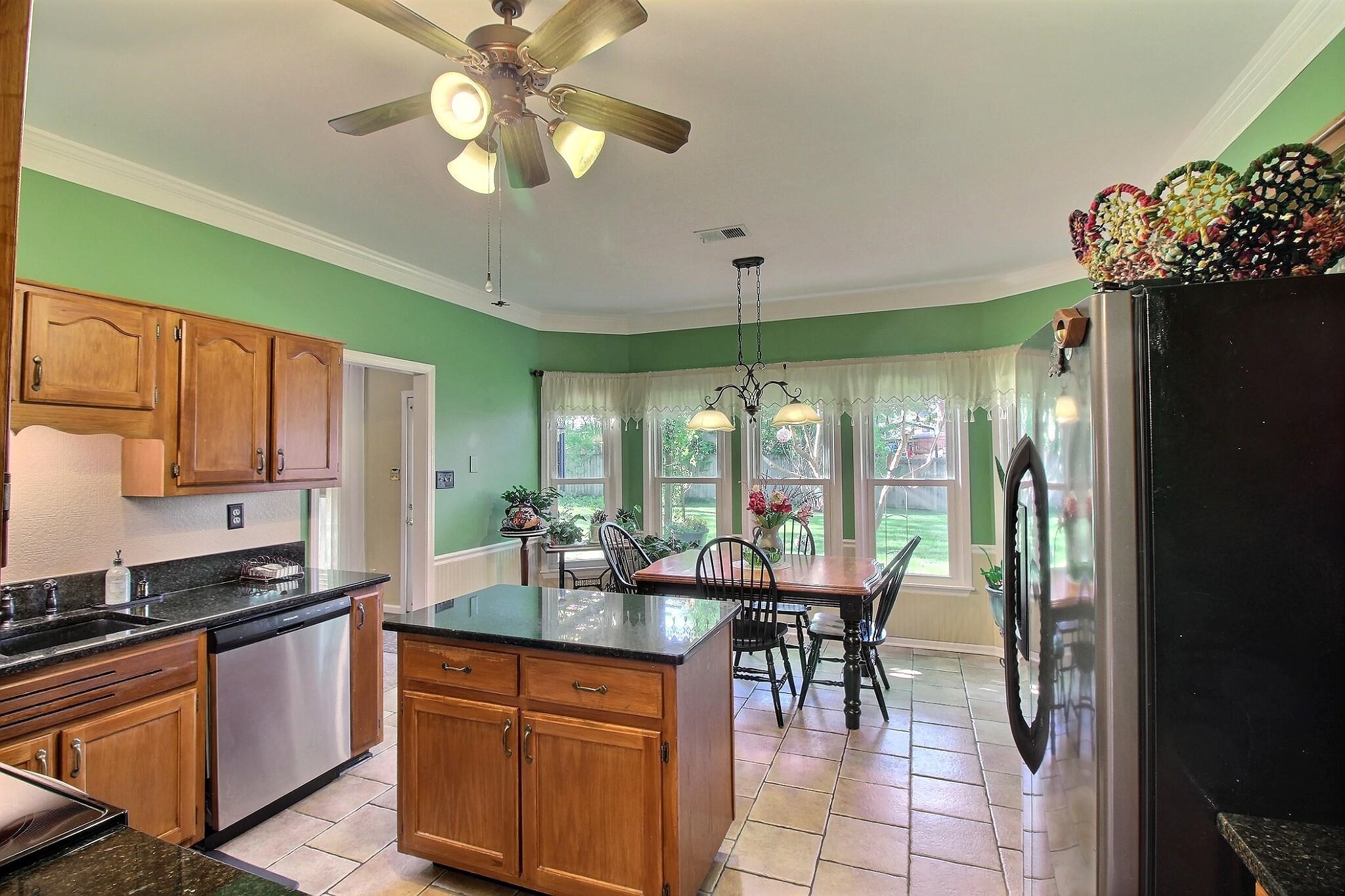 573 Merriweather Dr Property Photo 7