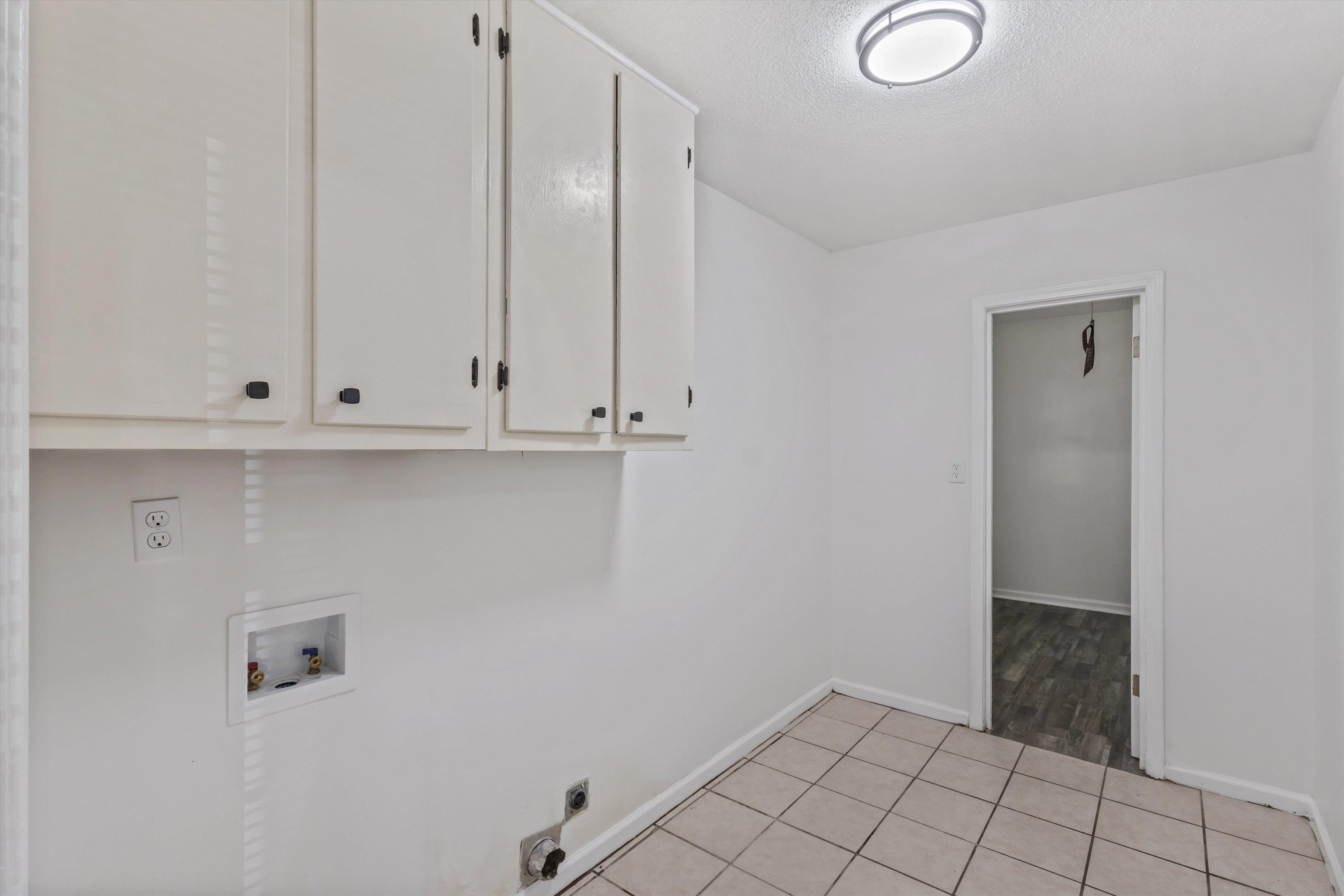 5417 Fleetway Ave Property Photo 8