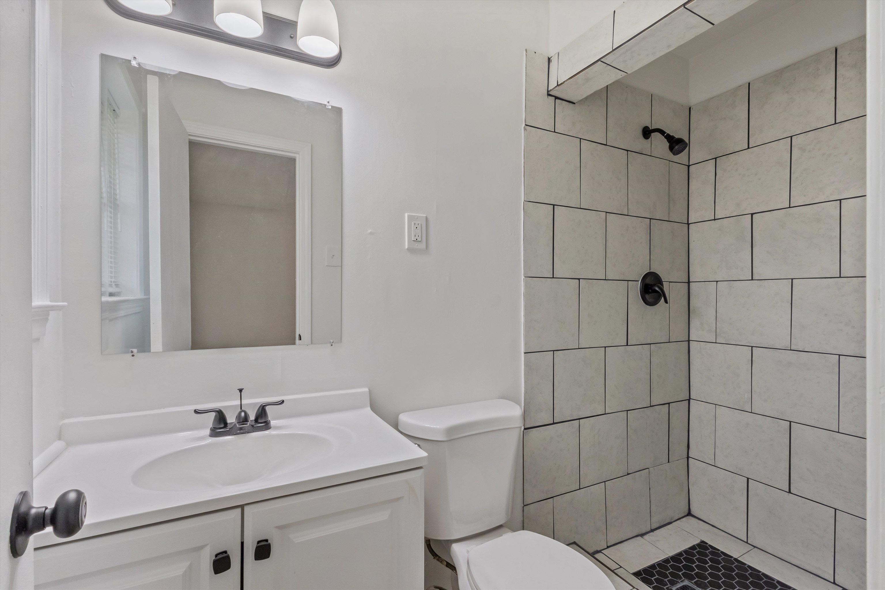 5417 Fleetway Ave Property Photo 10