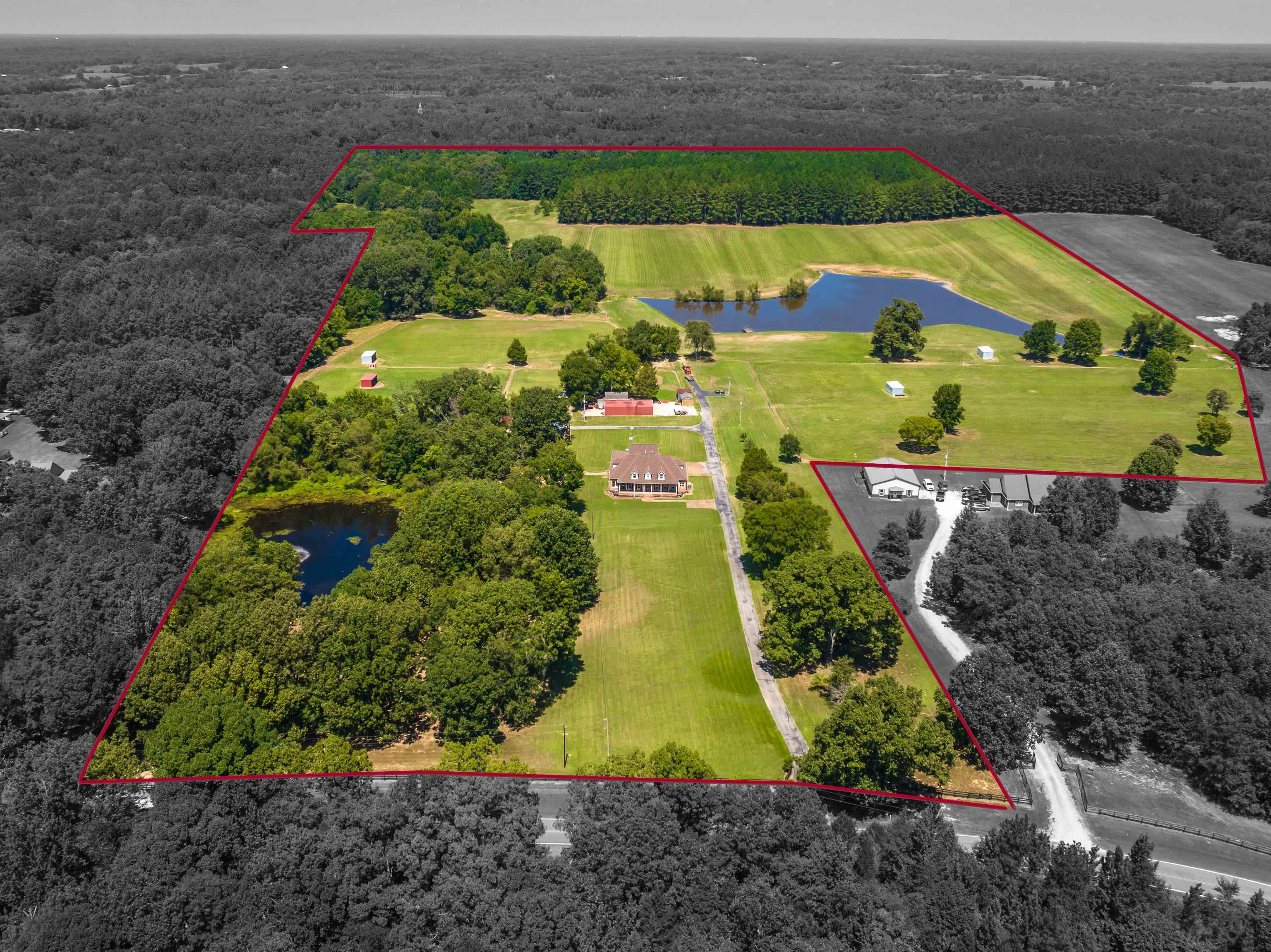 2865 Bobbitt Rd Property Photo 1